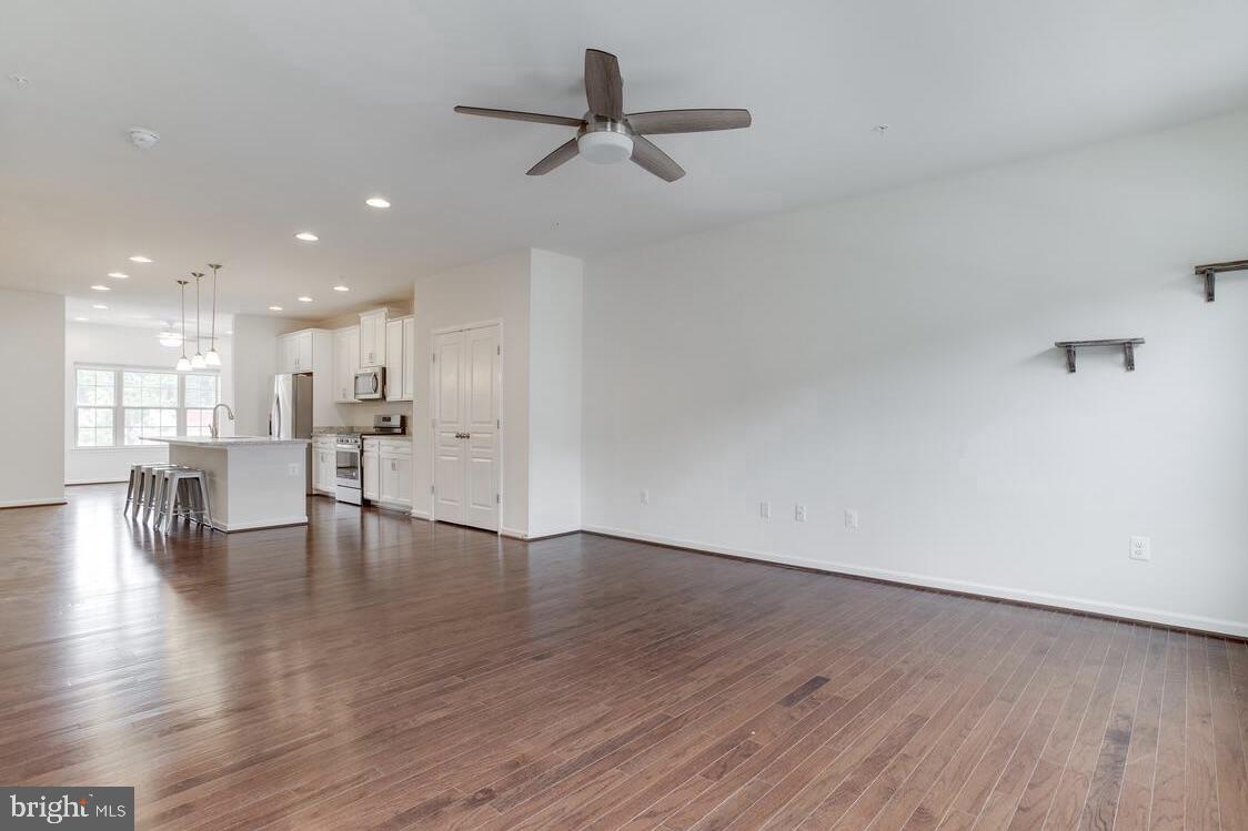 7907 Moss Brook Ct