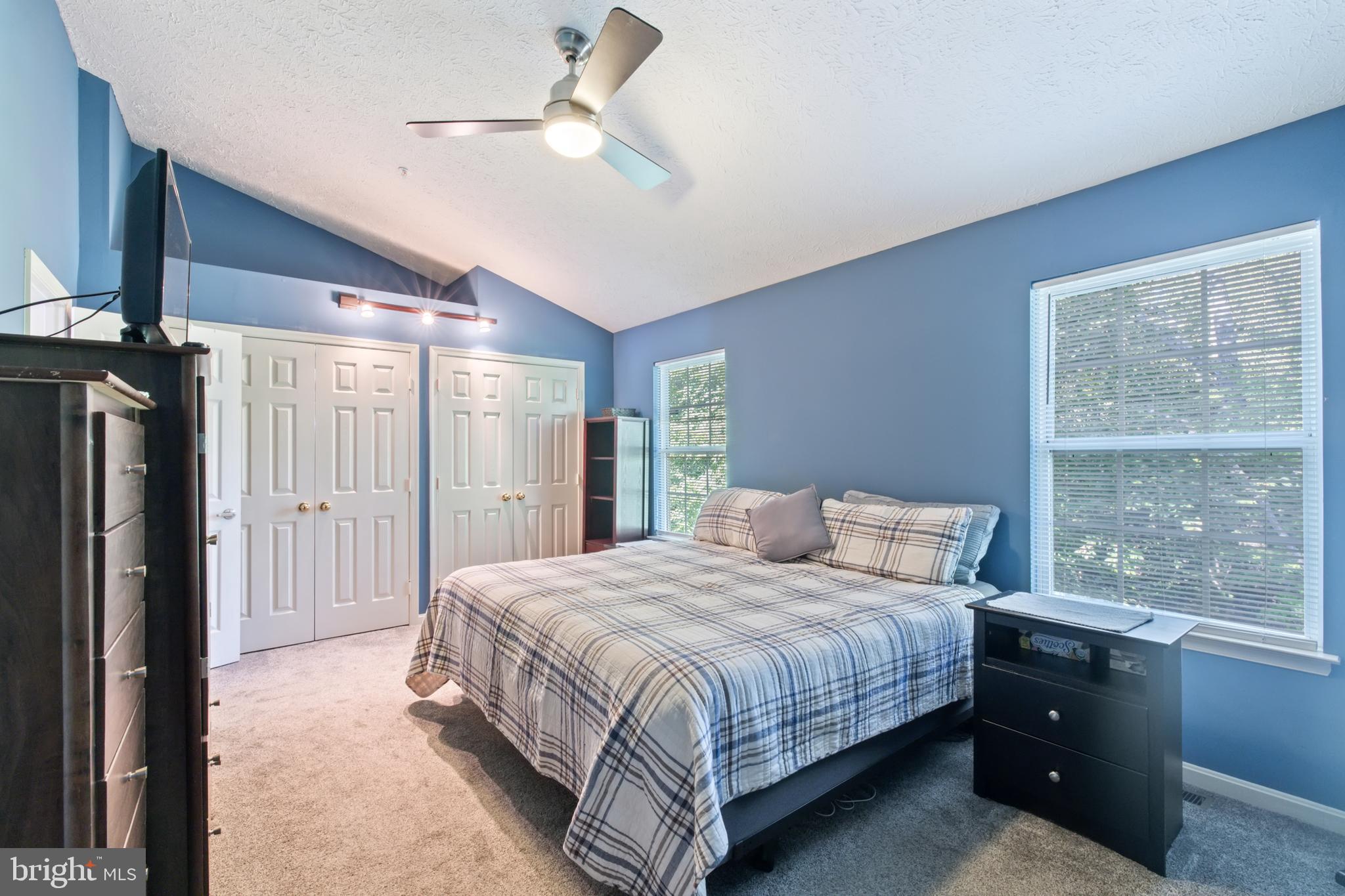 1433 Falcon Nest Ct