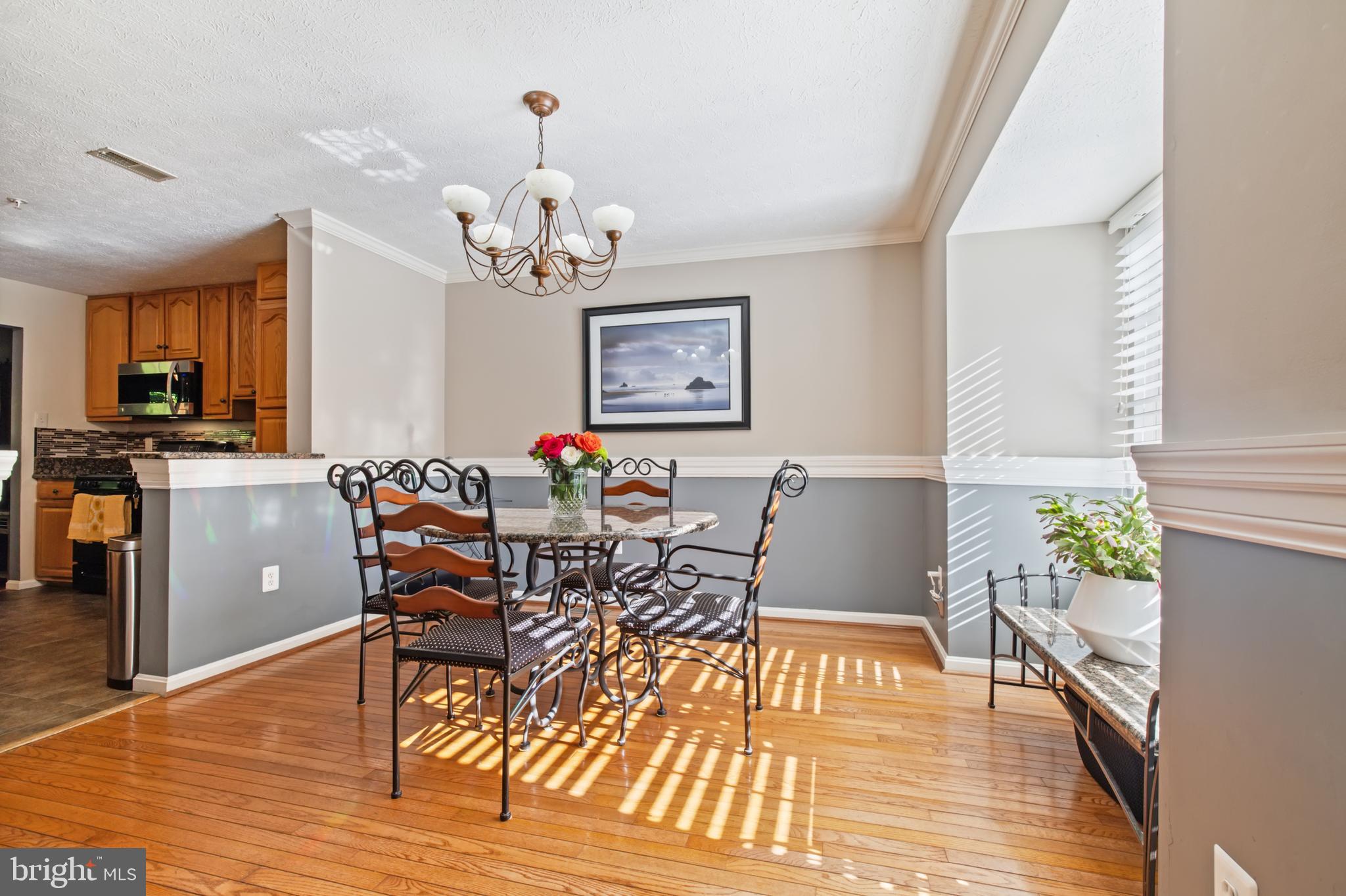1433 Falcon Nest Ct