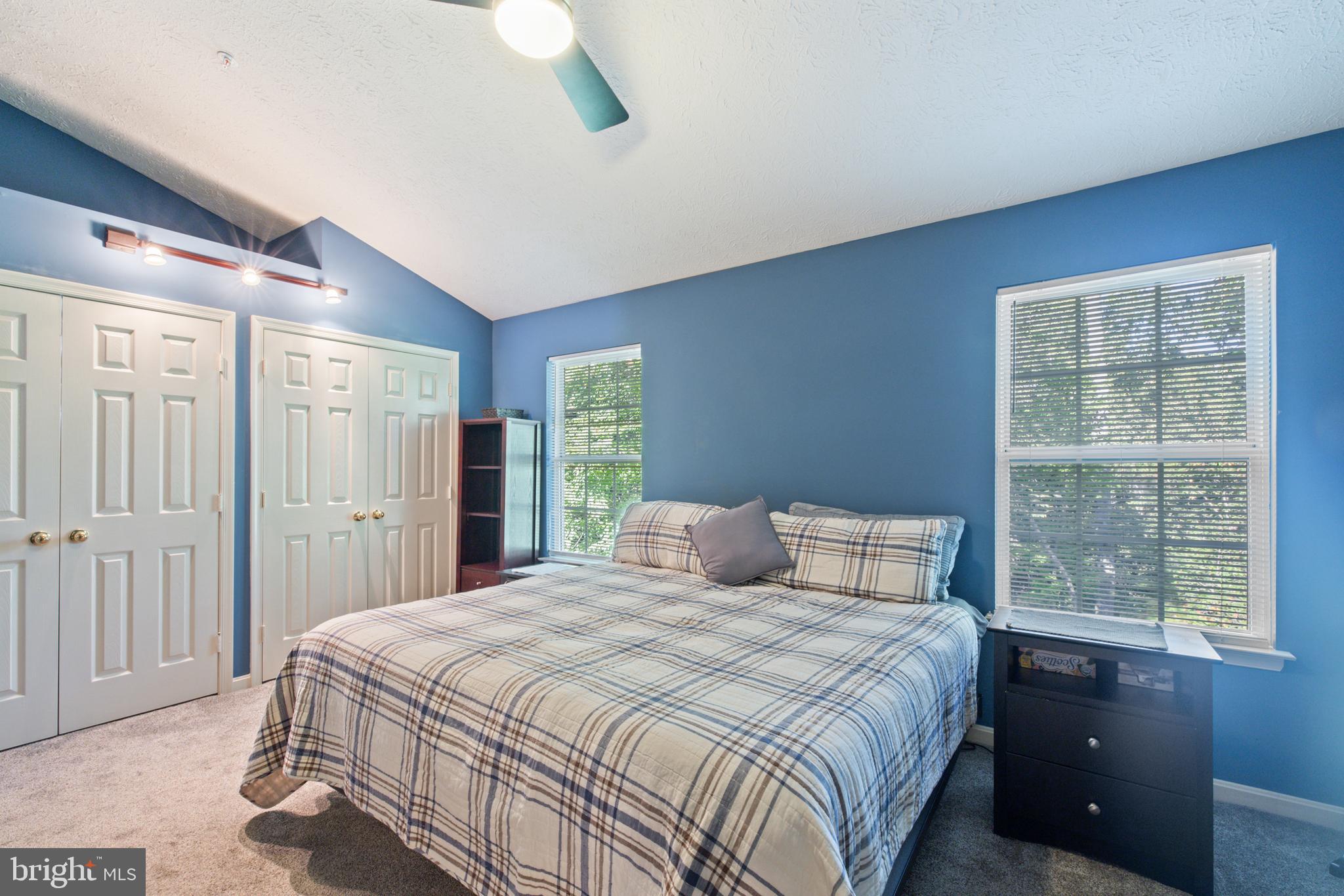 1433 Falcon Nest Ct