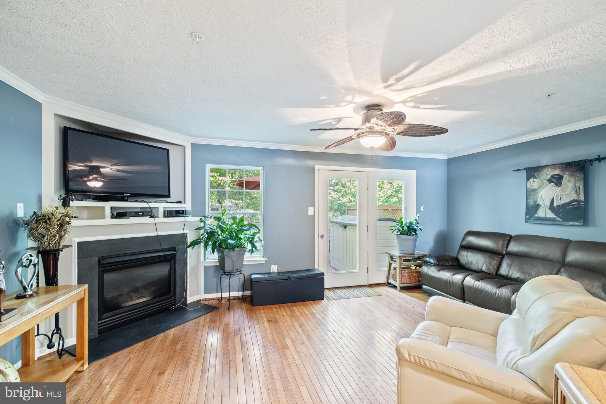 1433 Falcon Nest Ct