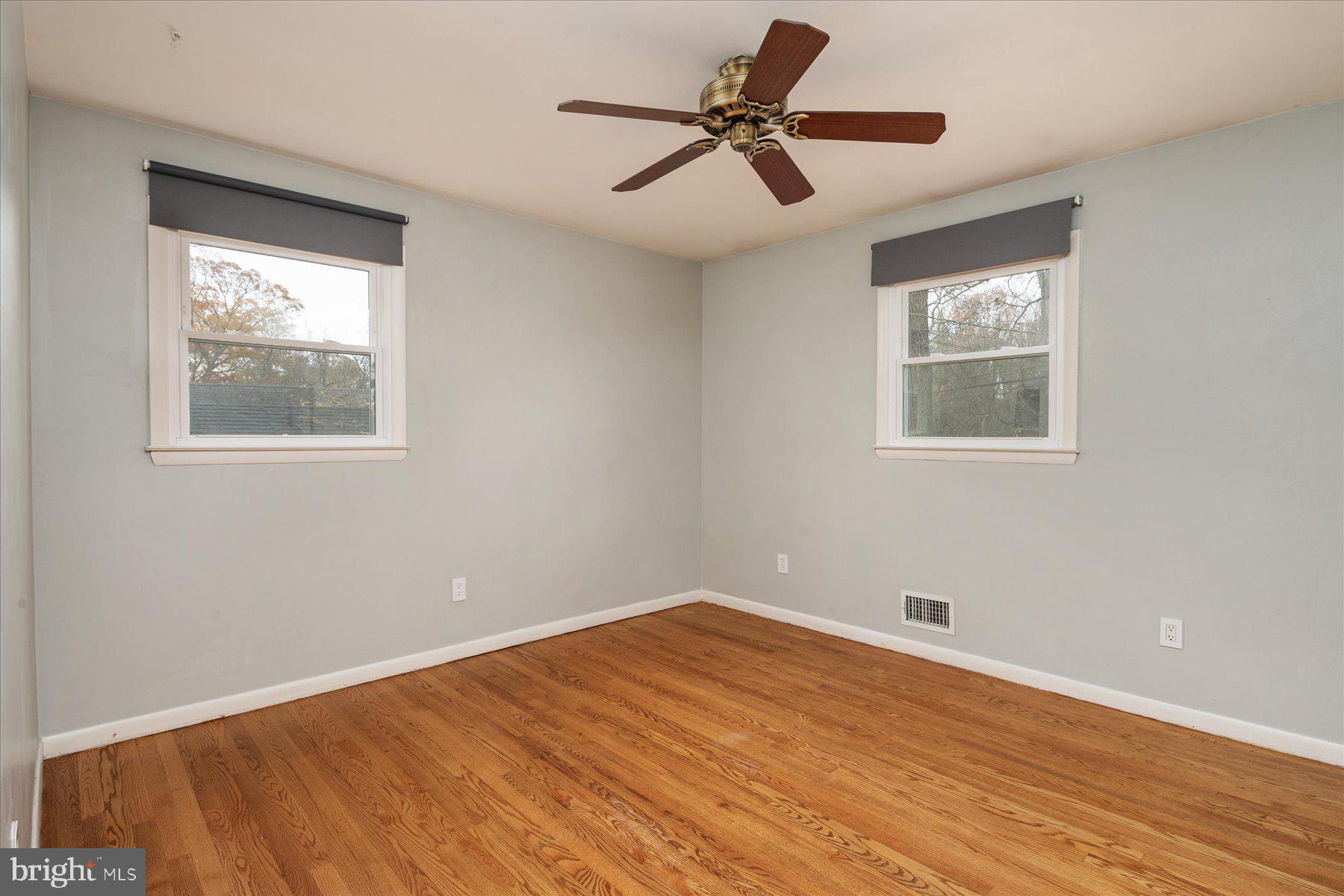 1180 Claire Rd