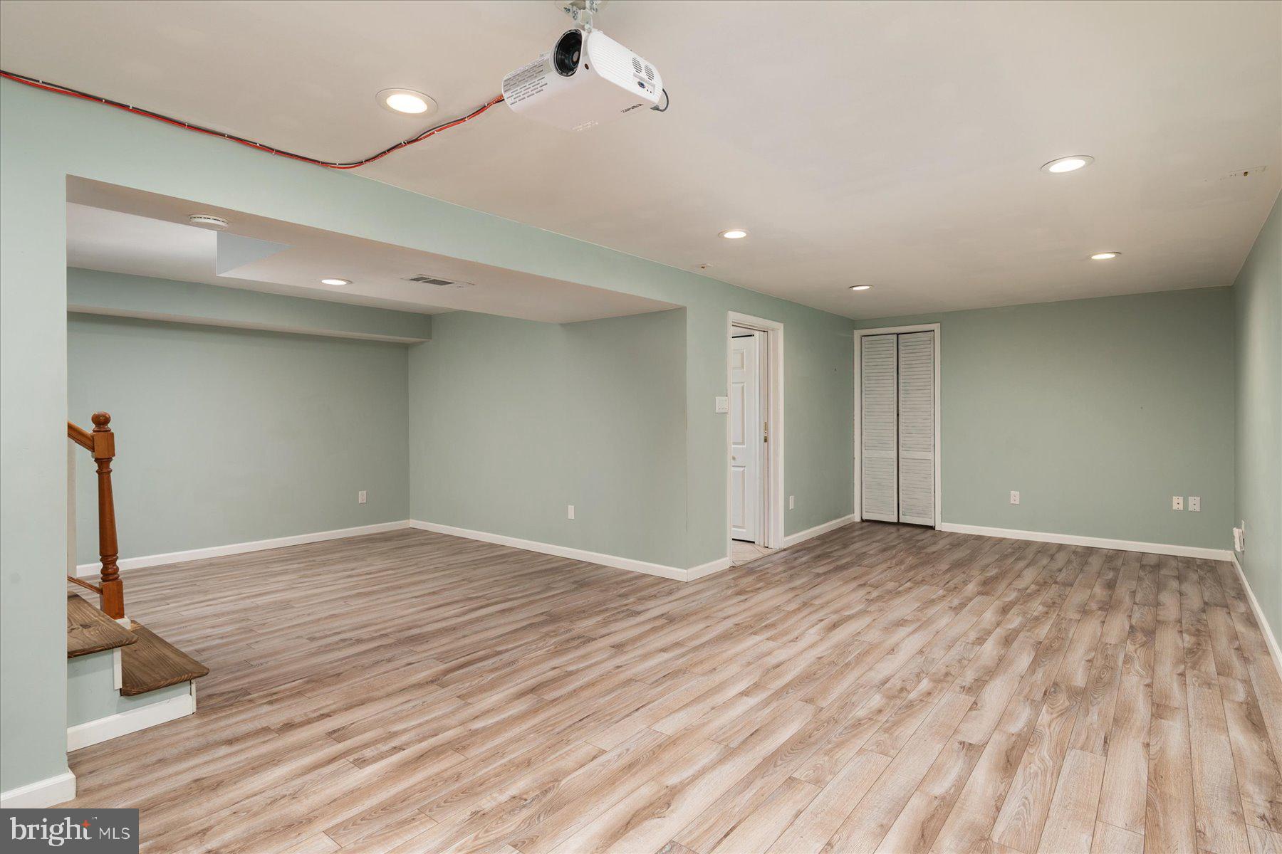 1180 Claire Rd