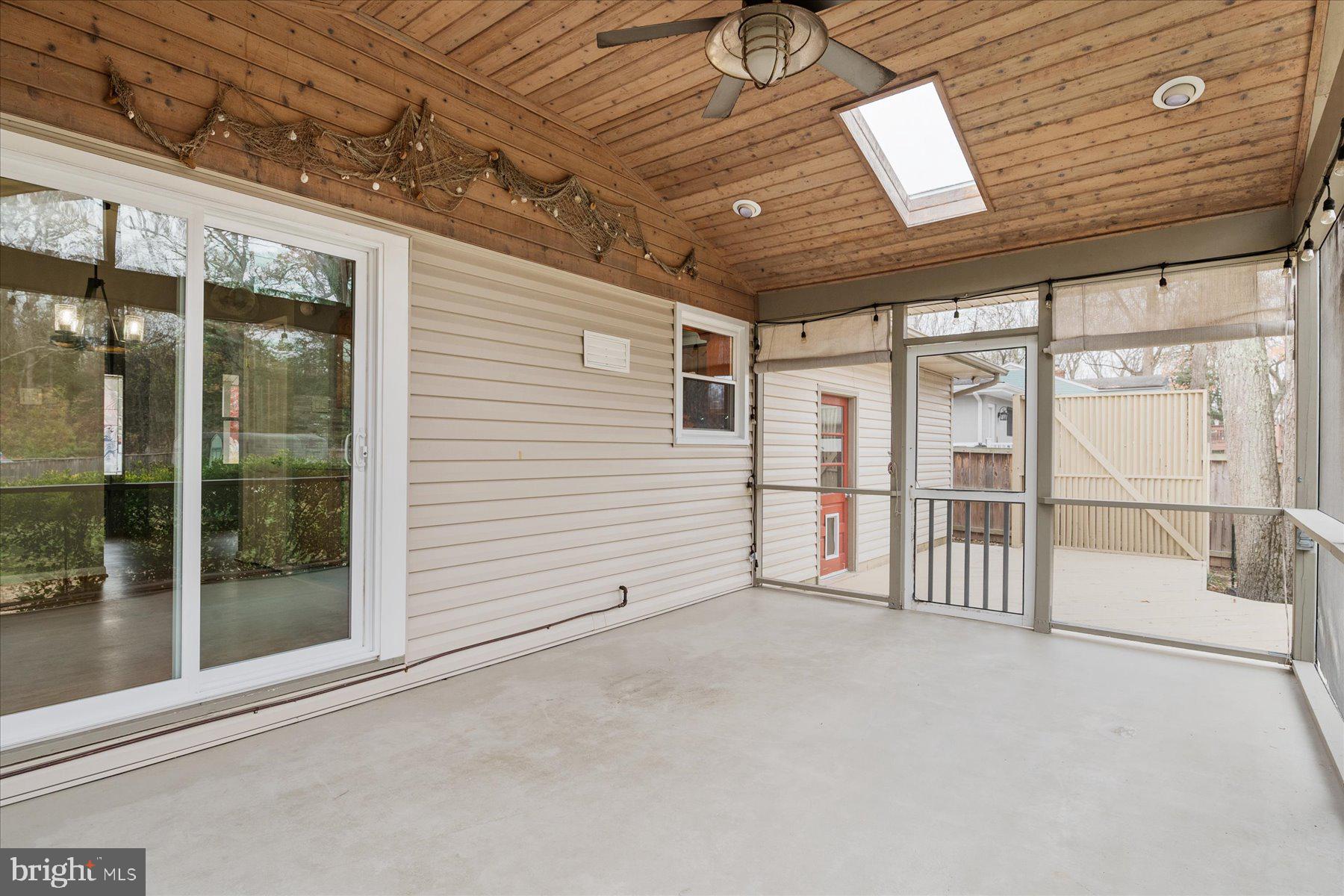 1180 Claire Rd