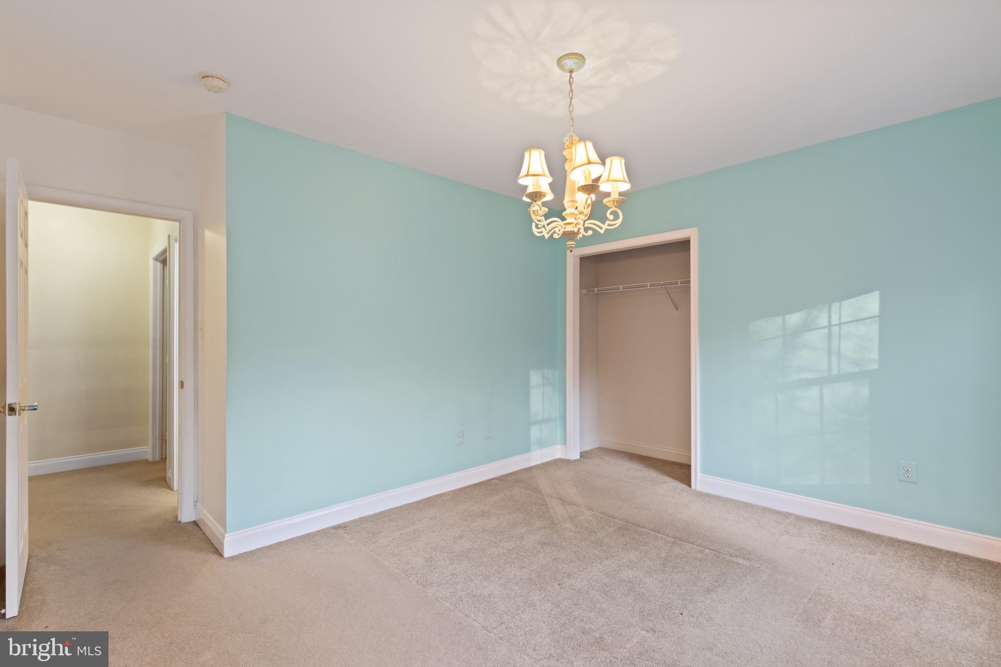 201 Fritillary Ct