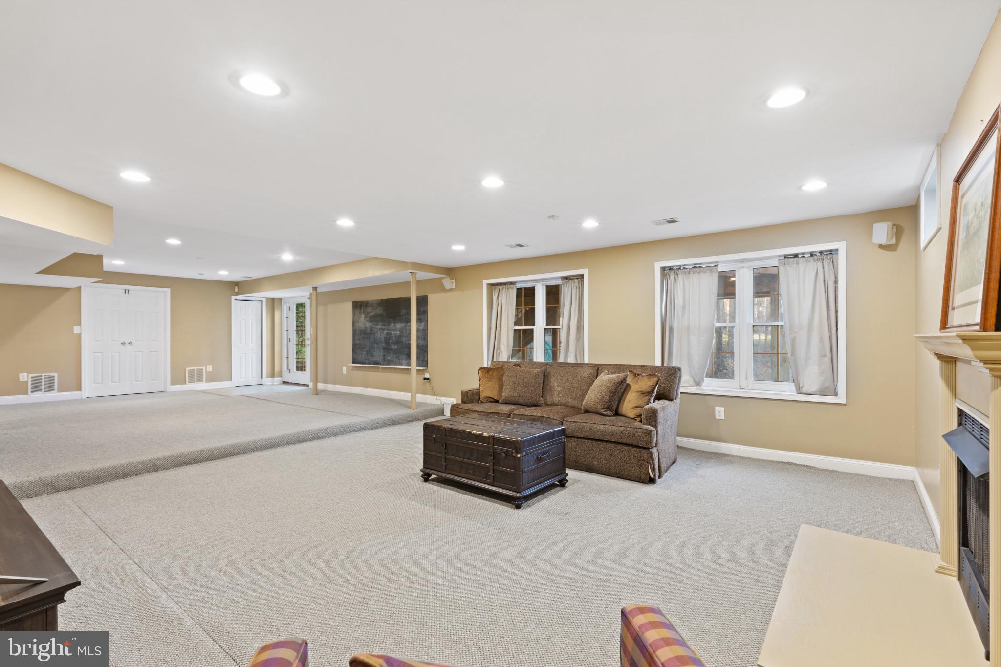 201 Fritillary Ct