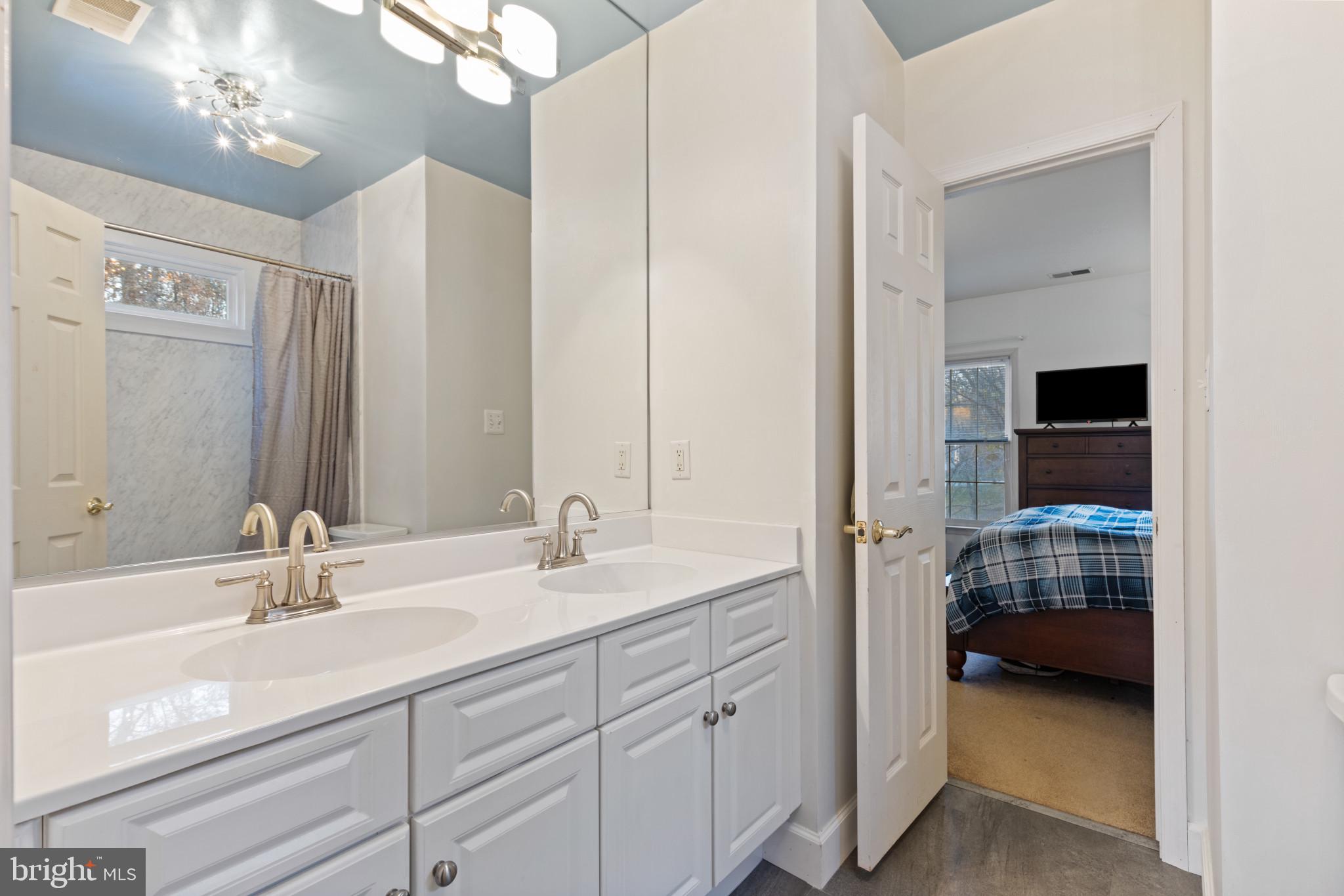 201 Fritillary Ct