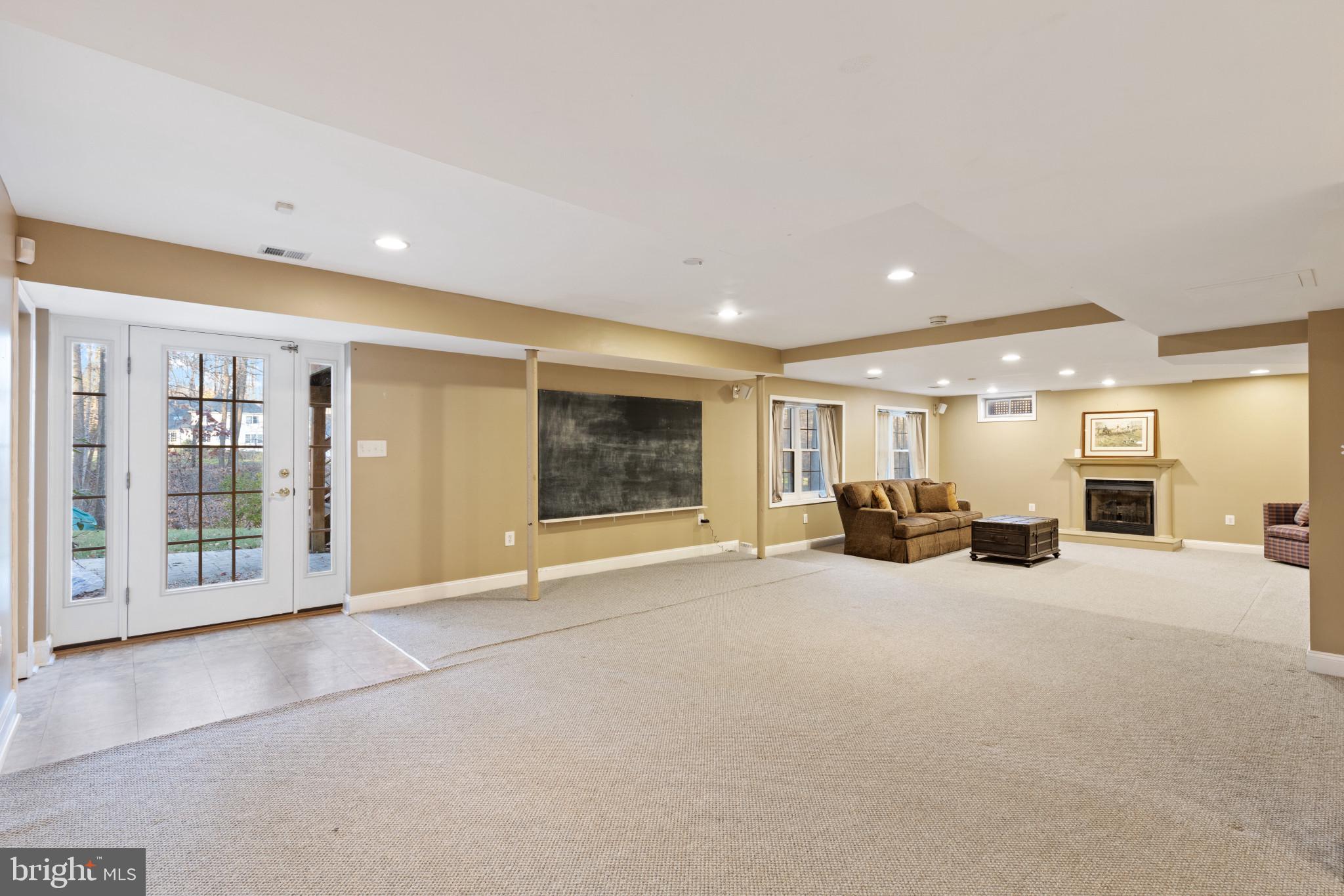 201 Fritillary Ct