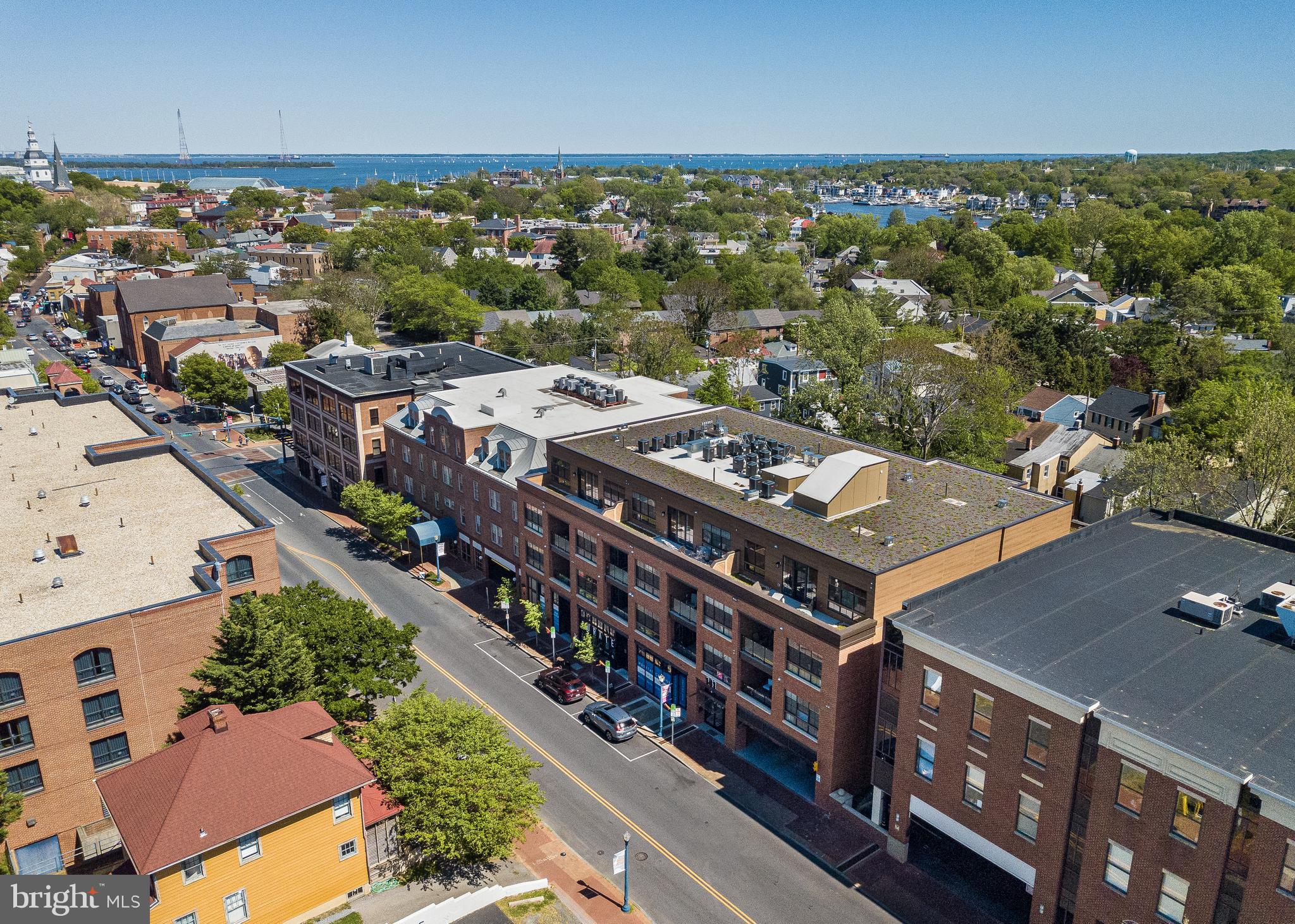 141 West St #206