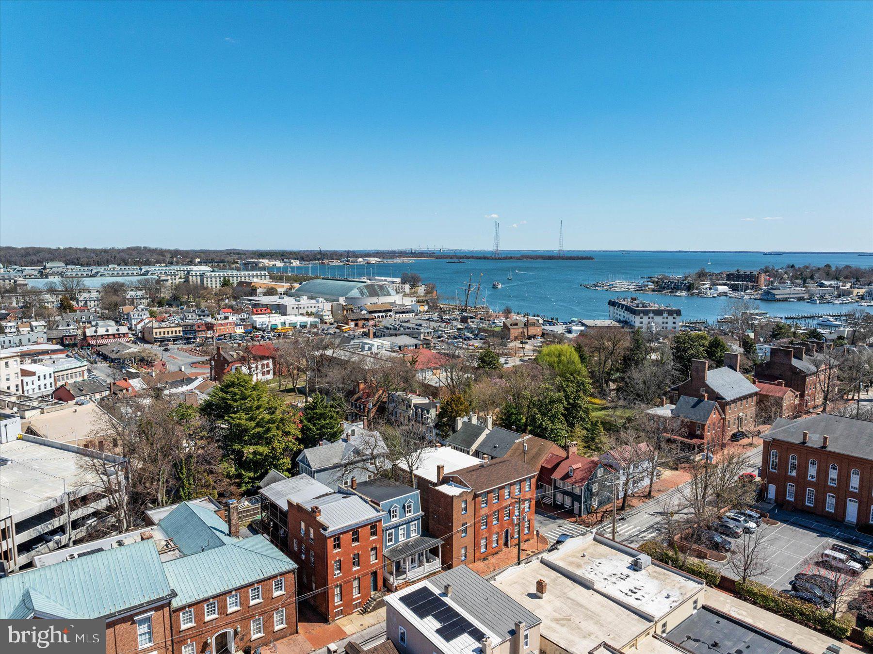 146 Duke Of Gloucester St