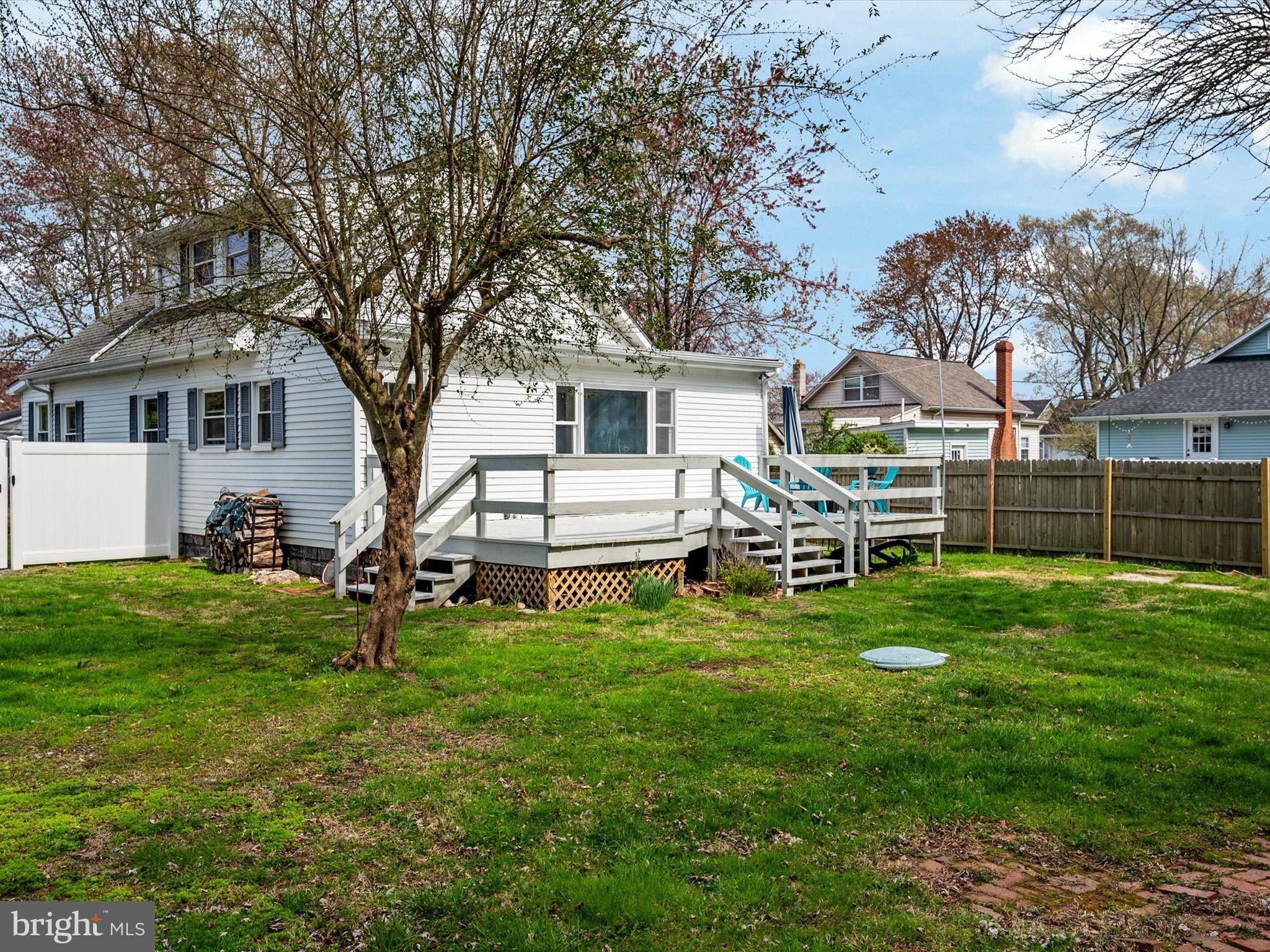 205 Arunah Ave