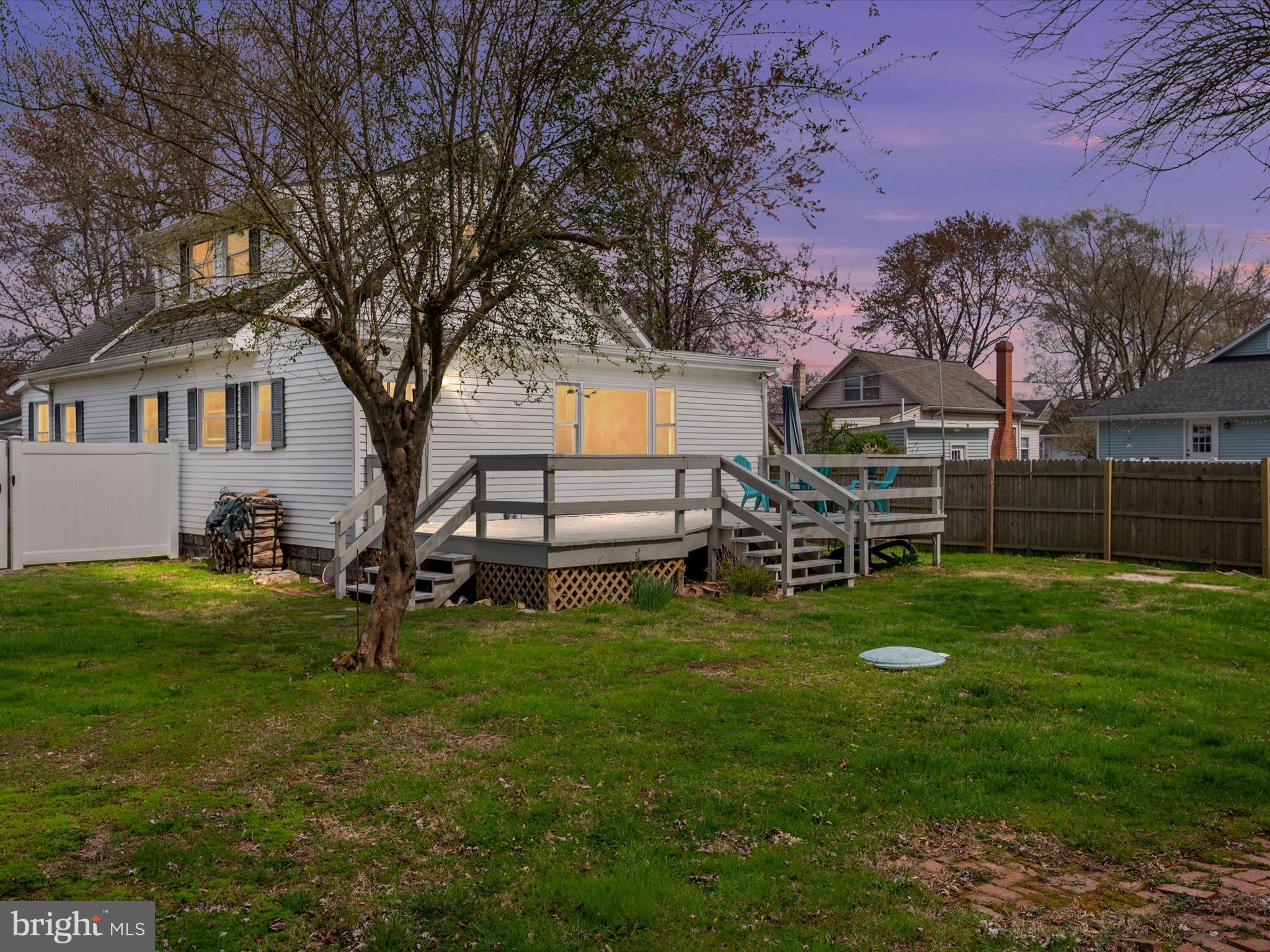 205 Arunah Ave