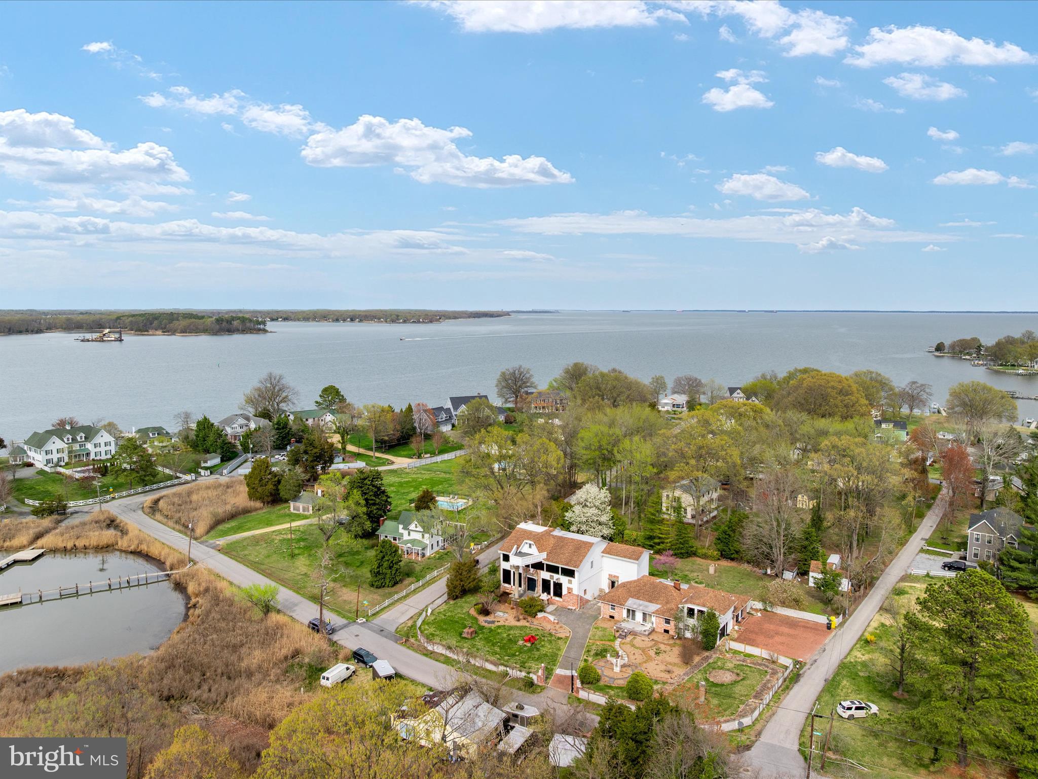 6561 Shady Side Rd