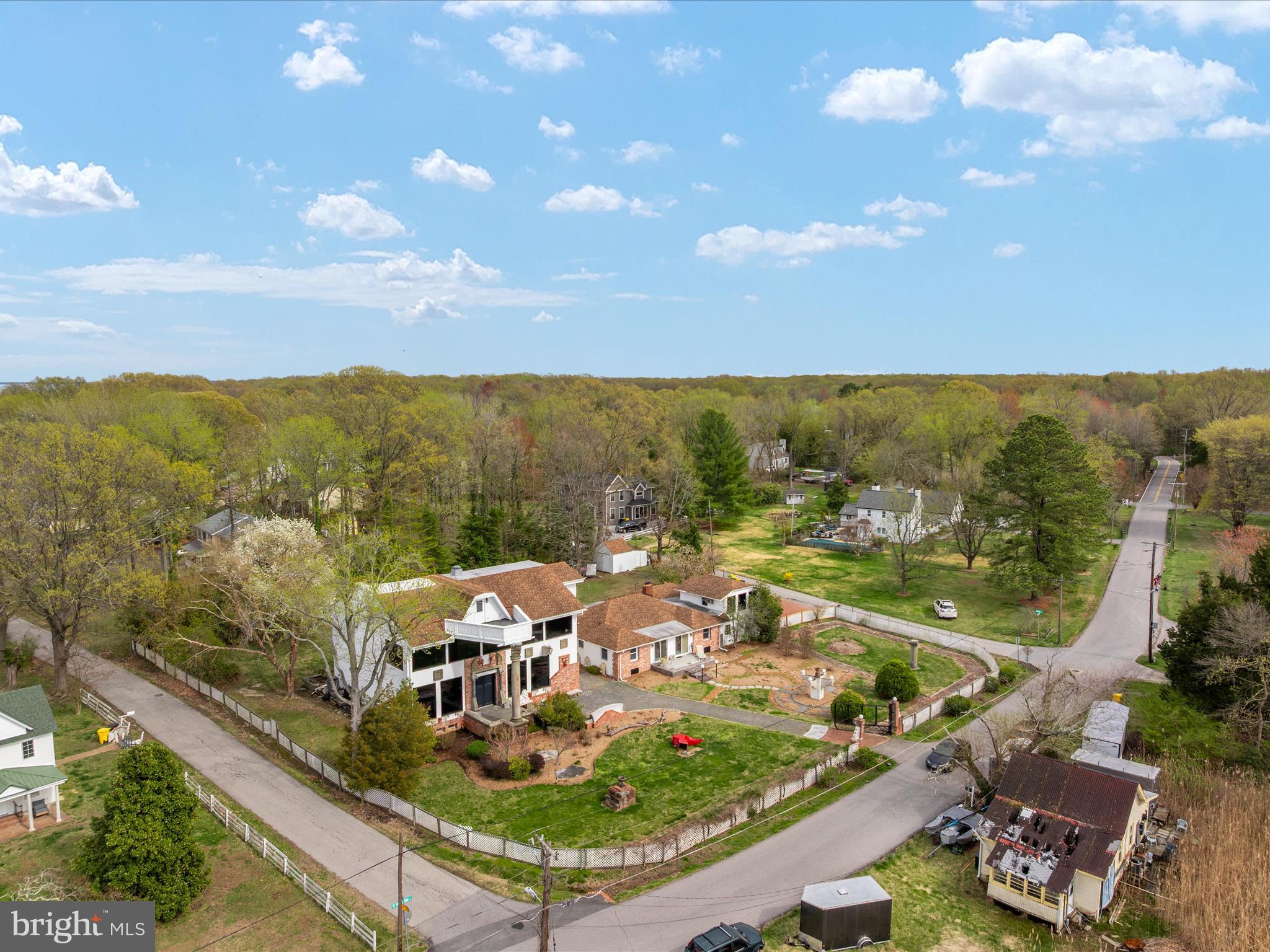 6561 Shady Side Rd
