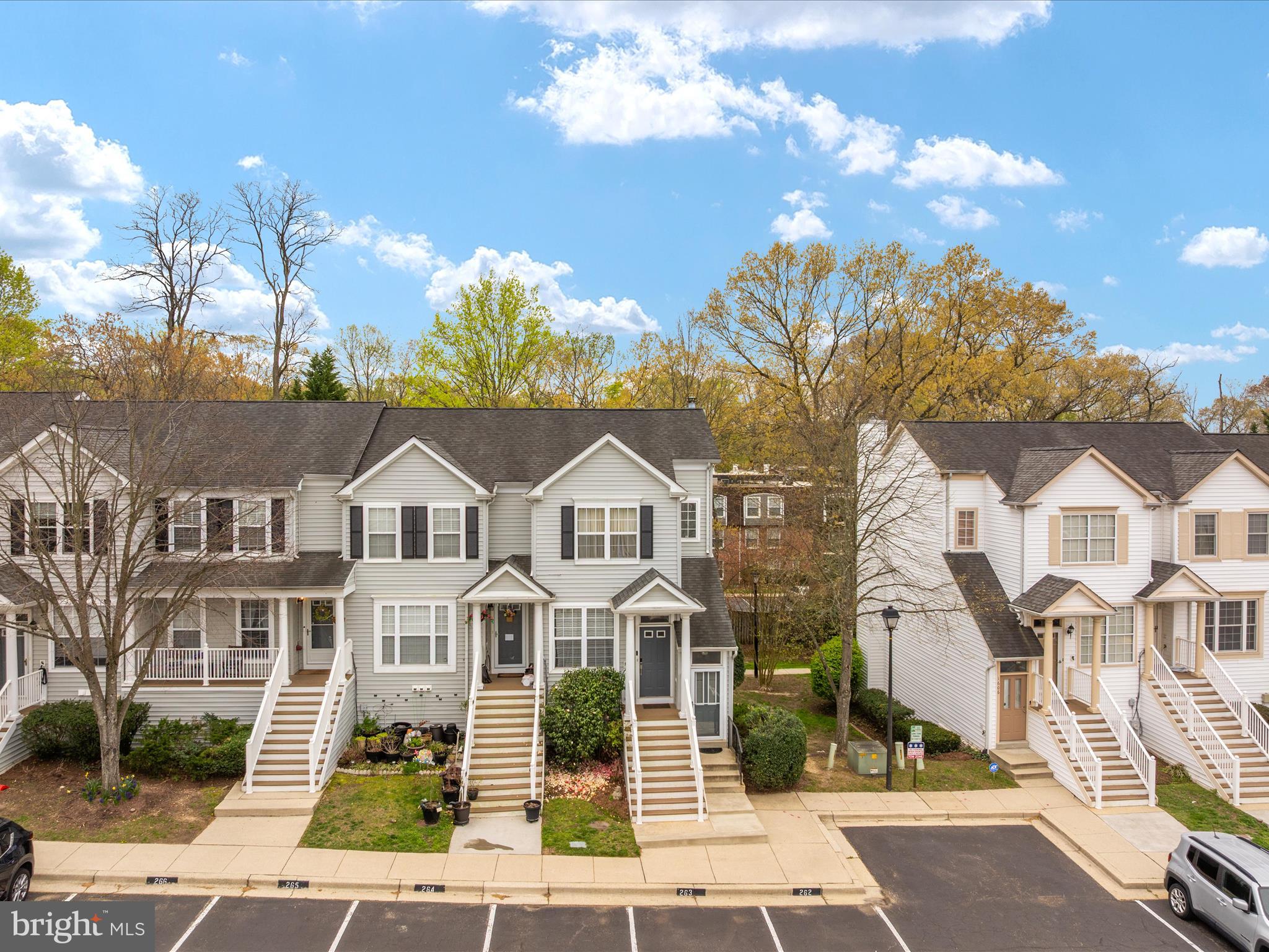 1610 Fallowfield Ct