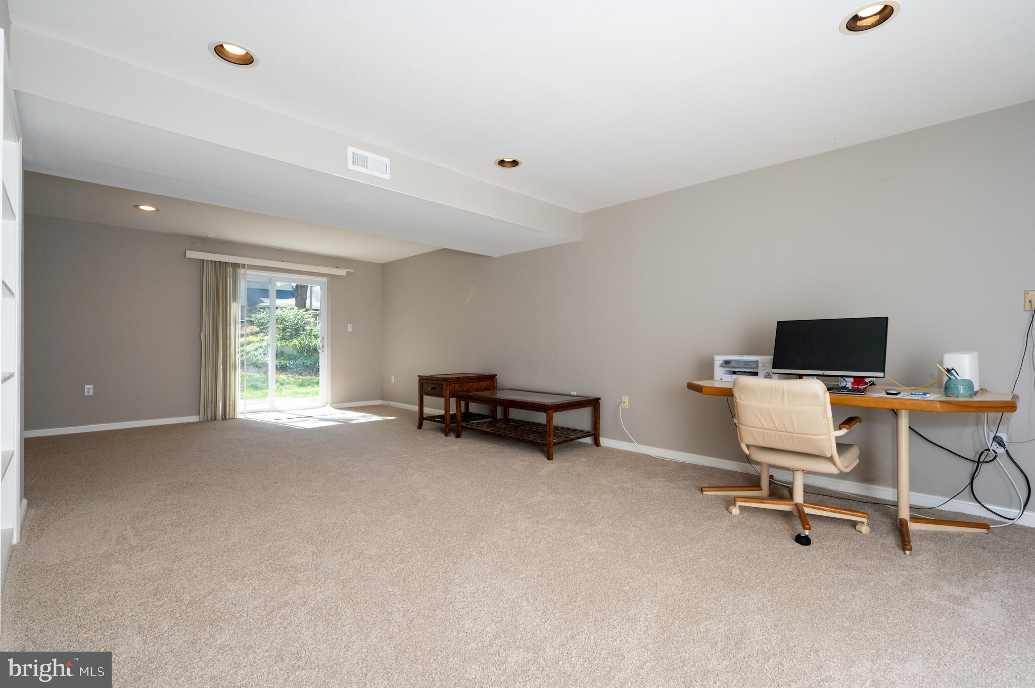 315 Rosslare Dr