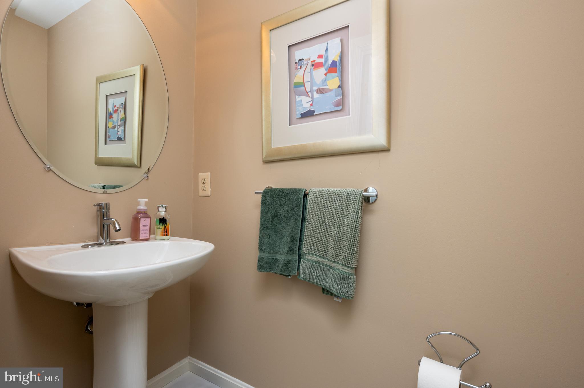 315 Rosslare Dr