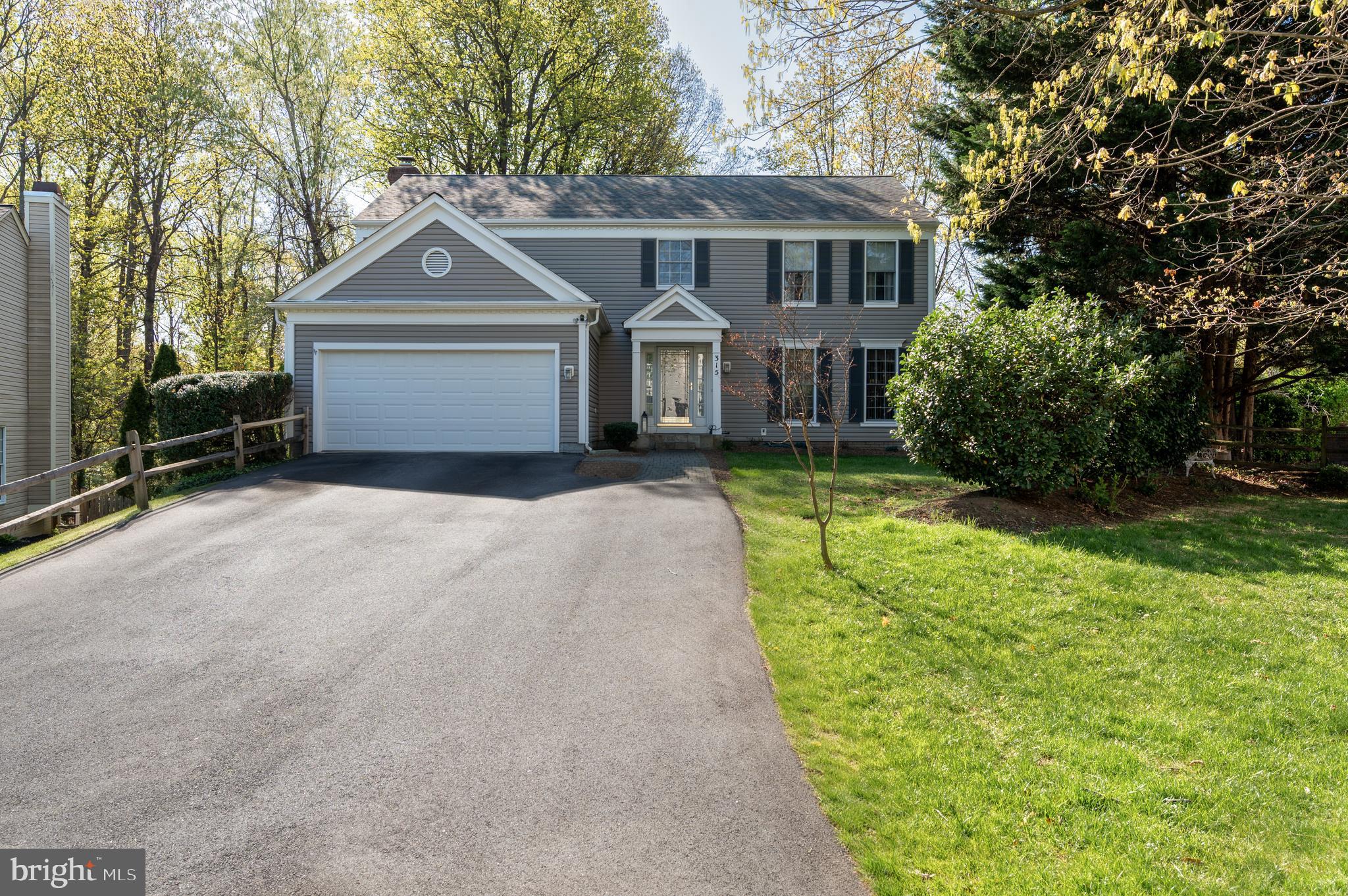 315 Rosslare Dr