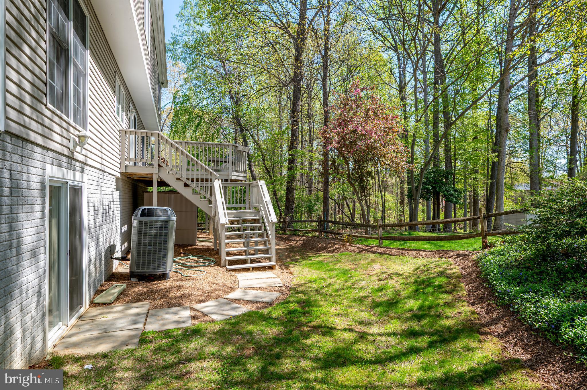 315 Rosslare Dr