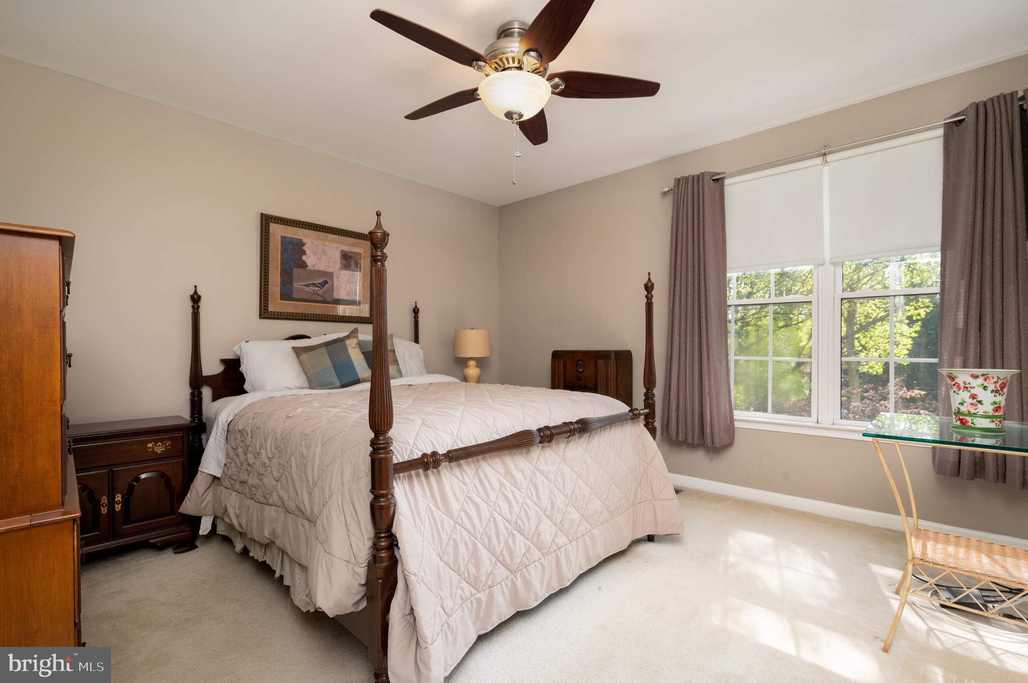 315 Rosslare Dr