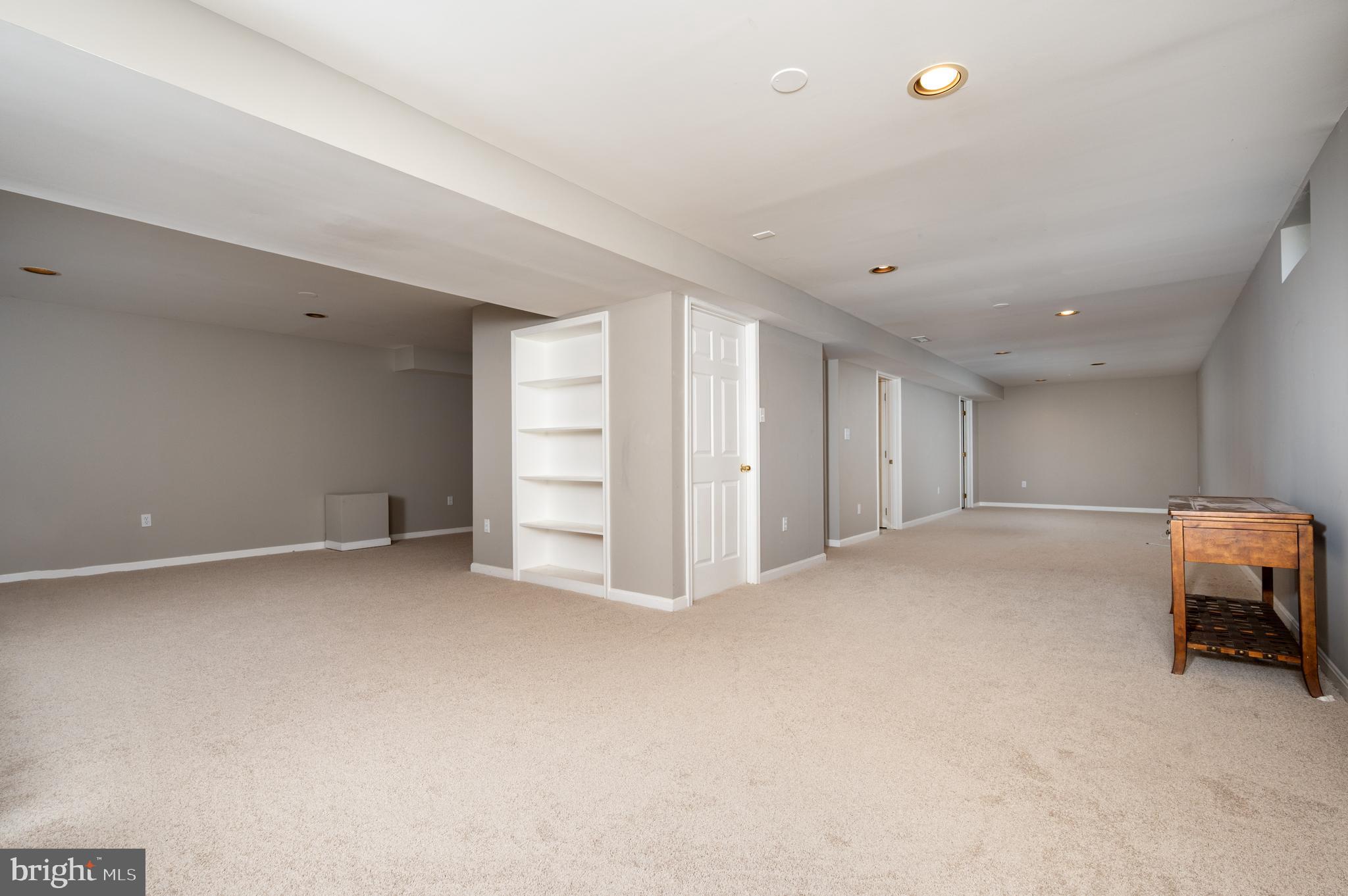 315 Rosslare Dr