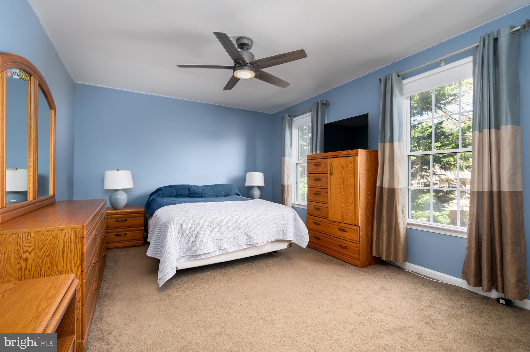 315 Rosslare Dr