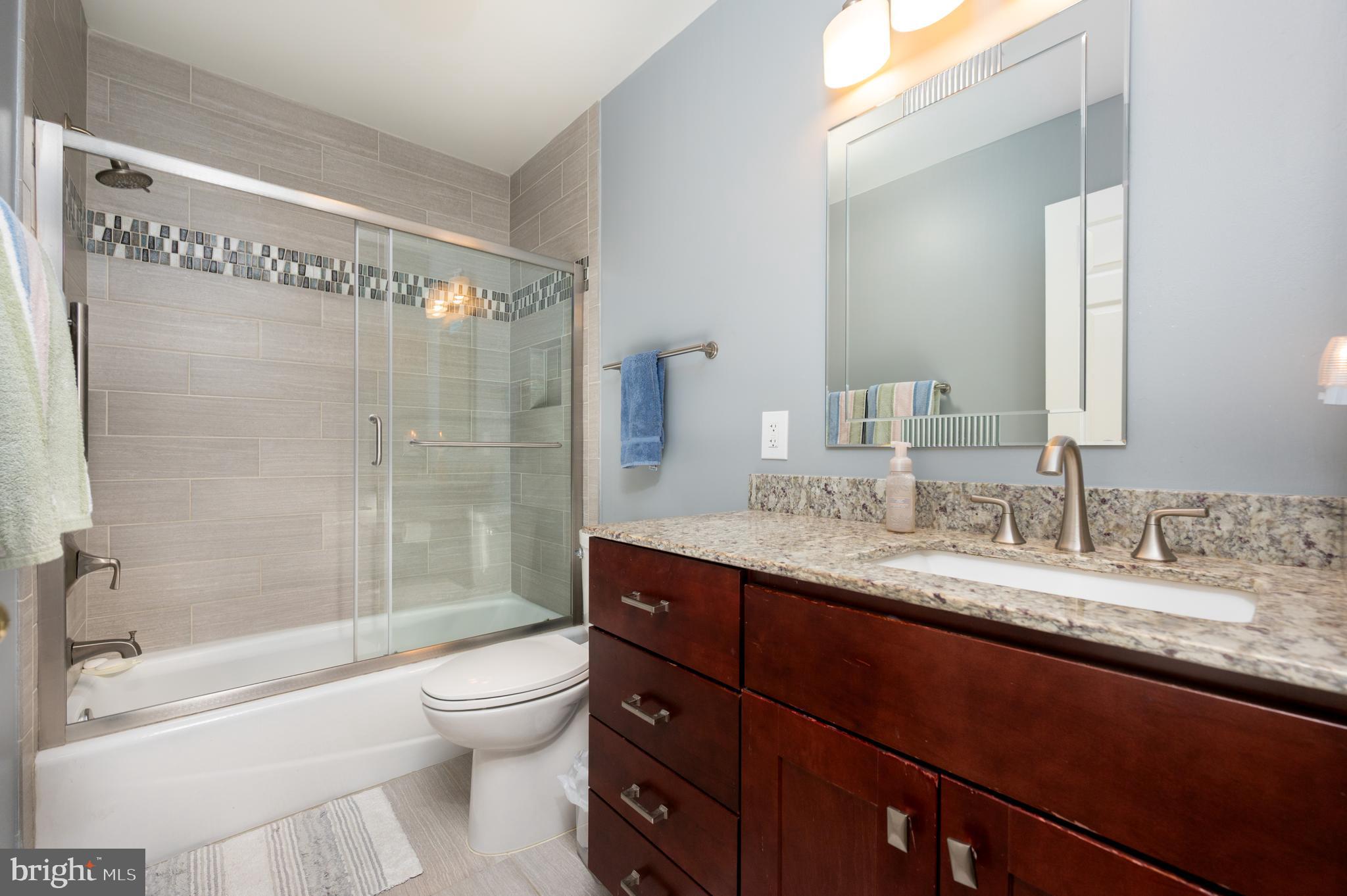 315 Rosslare Dr