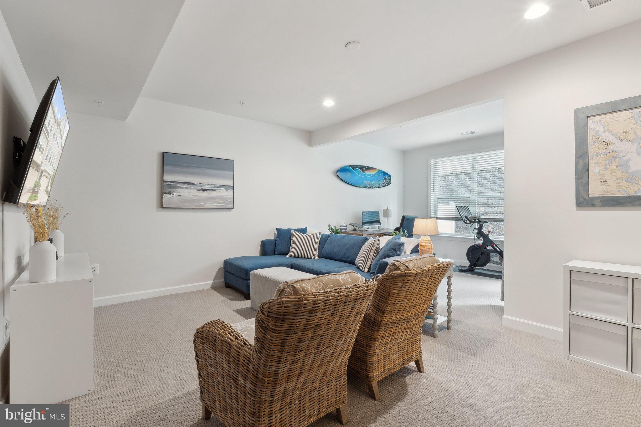 29 Enclave Ct