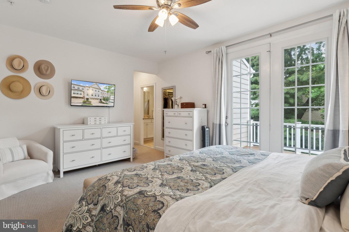 29 Enclave Ct