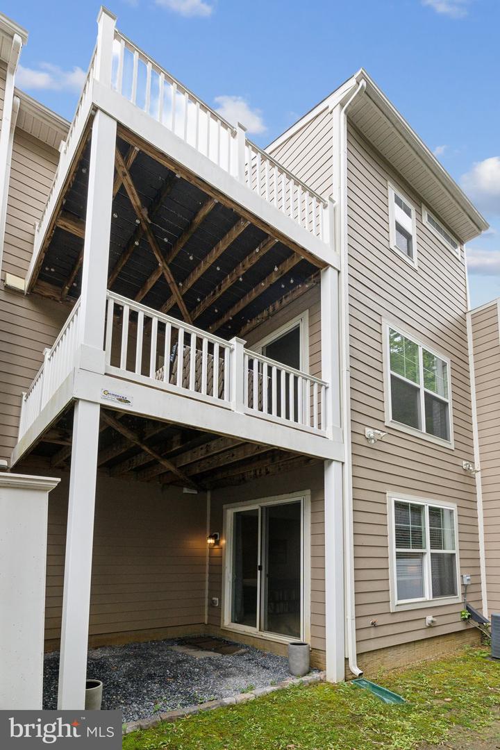 29 Enclave Ct