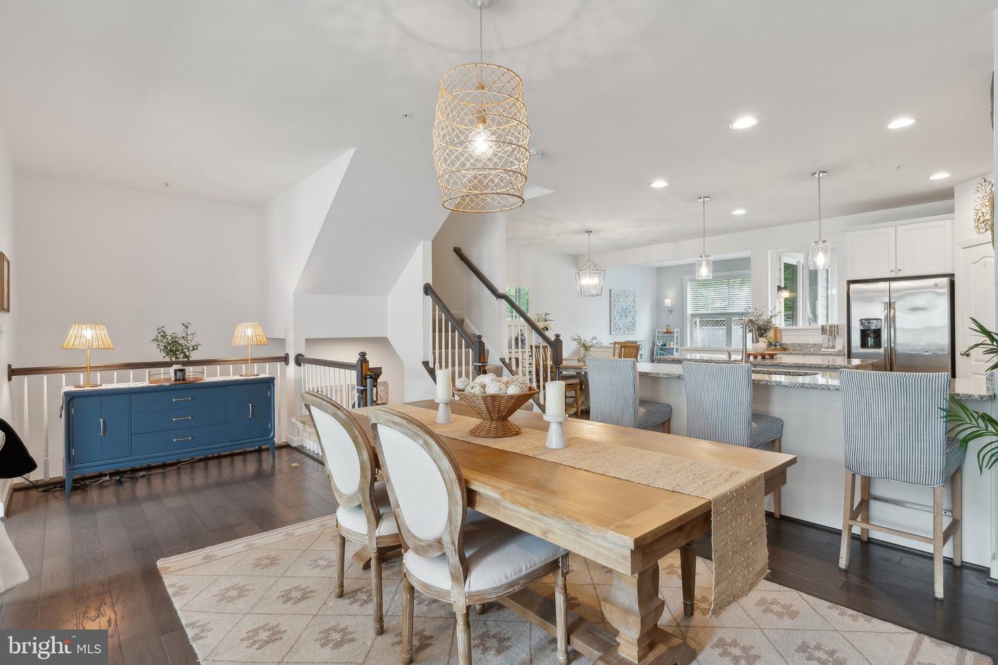 29 Enclave Ct