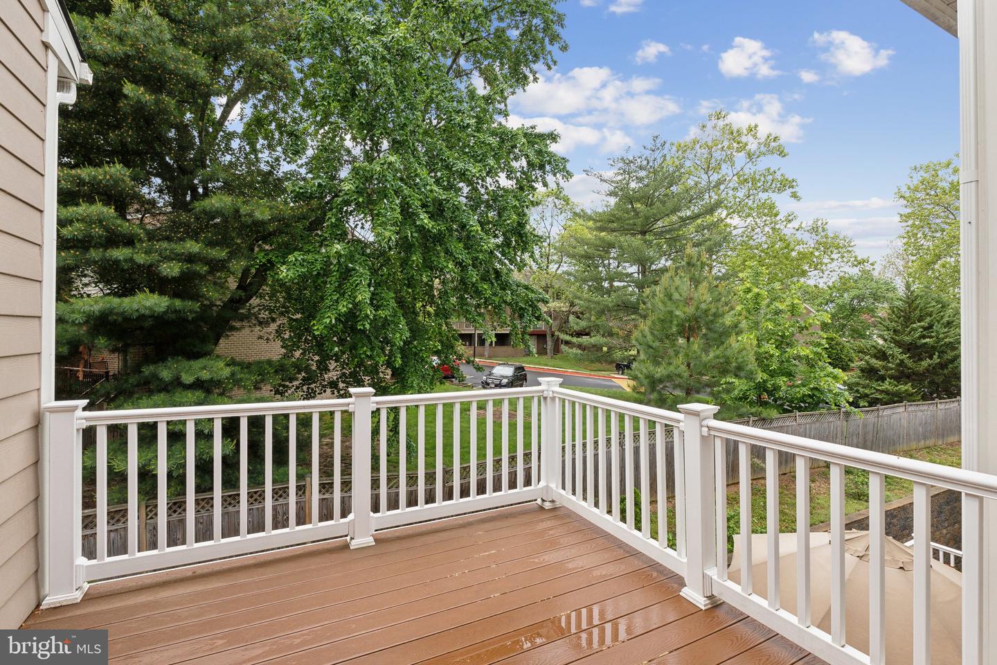 29 Enclave Ct