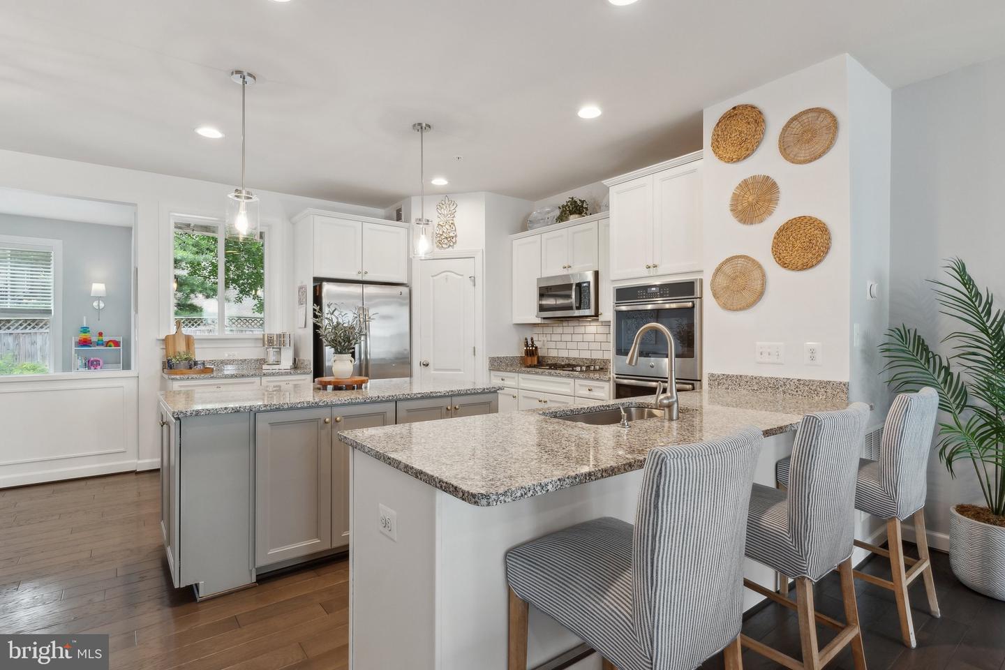 29 Enclave Ct