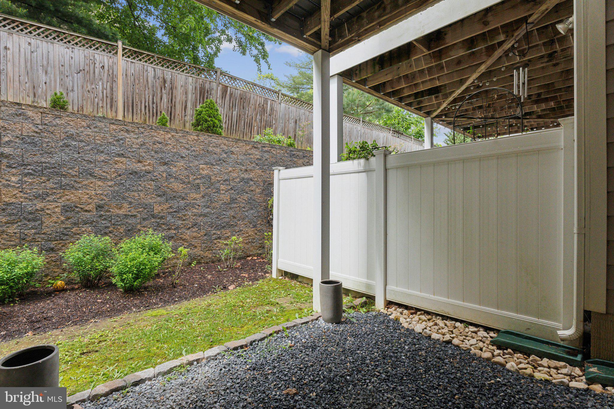 29 Enclave Ct