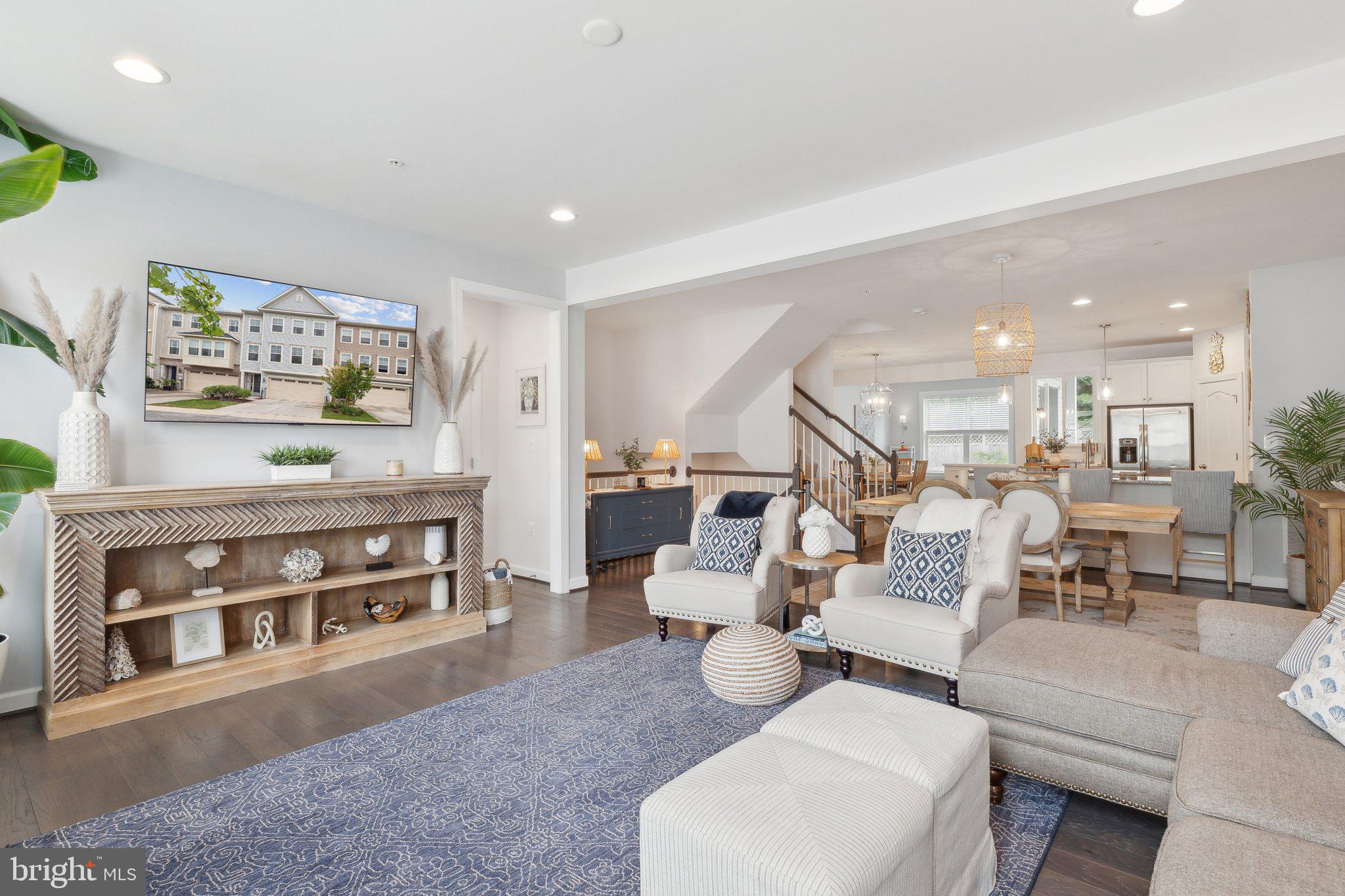 29 Enclave Ct