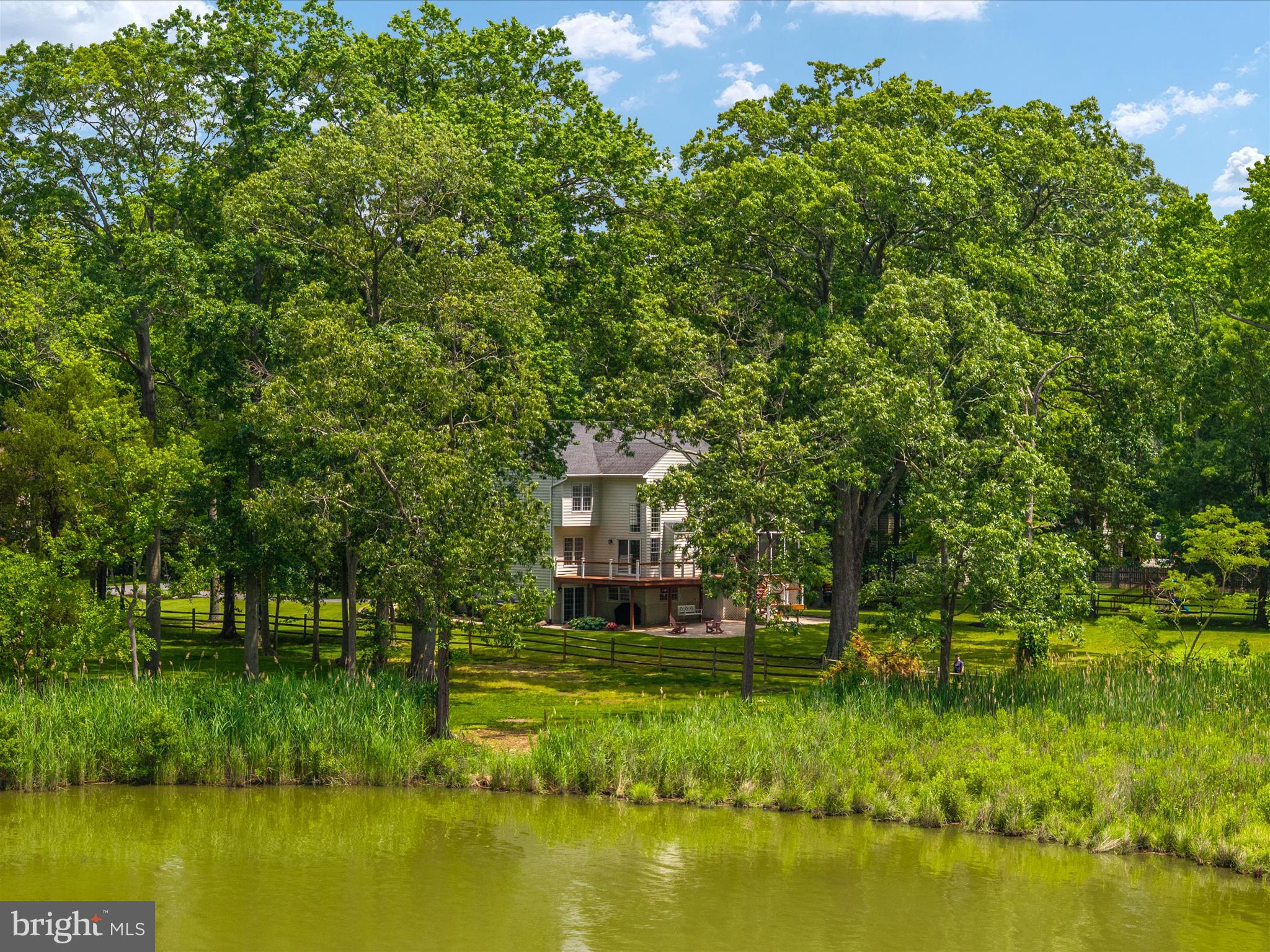 1015 S Creek View Ct