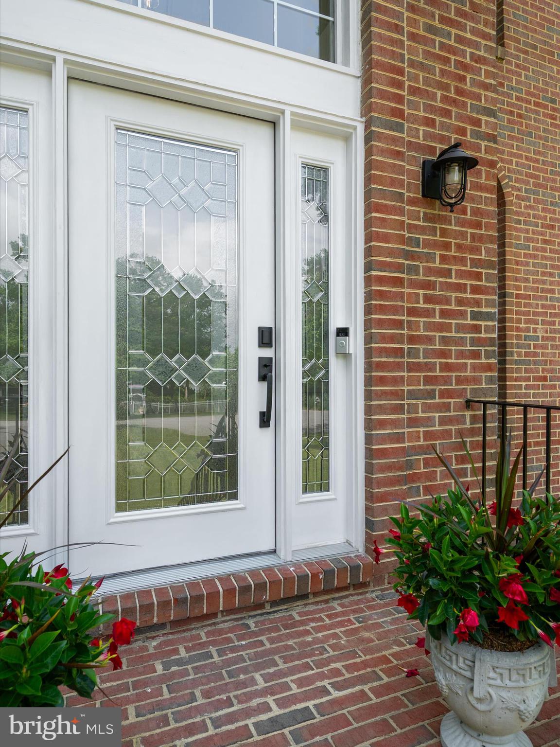 1015 S Creek View Ct