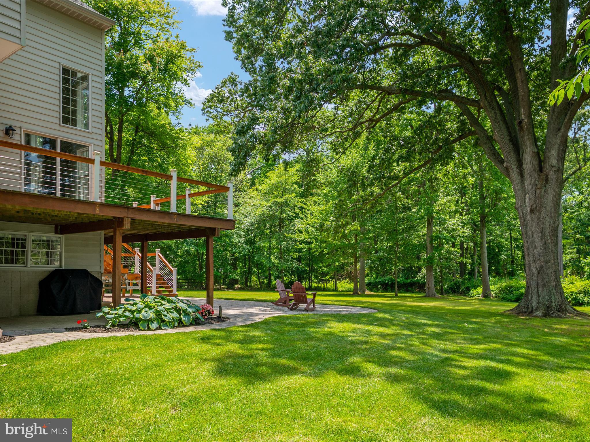1015 S Creek View Ct