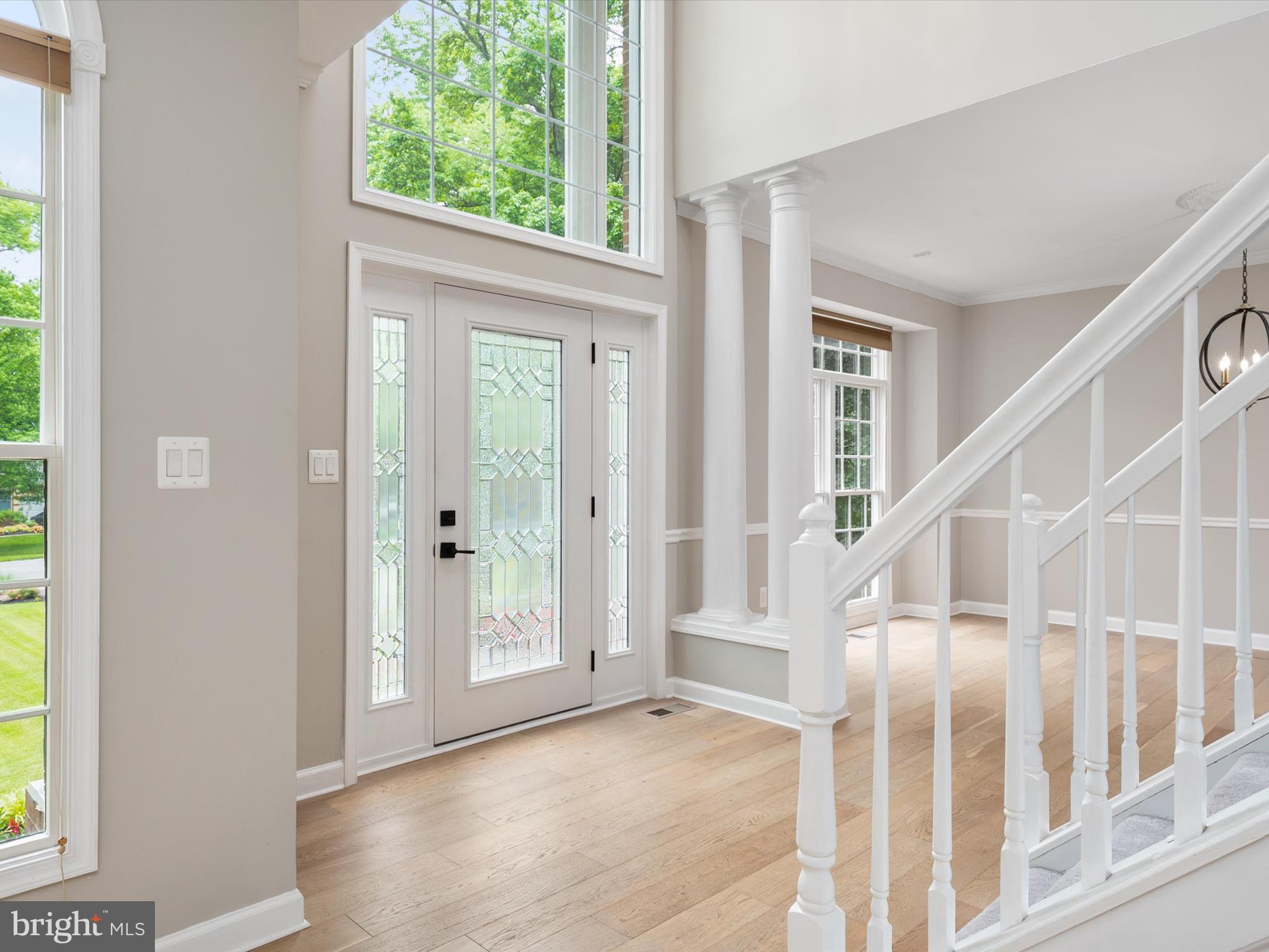 1015 S Creek View Ct