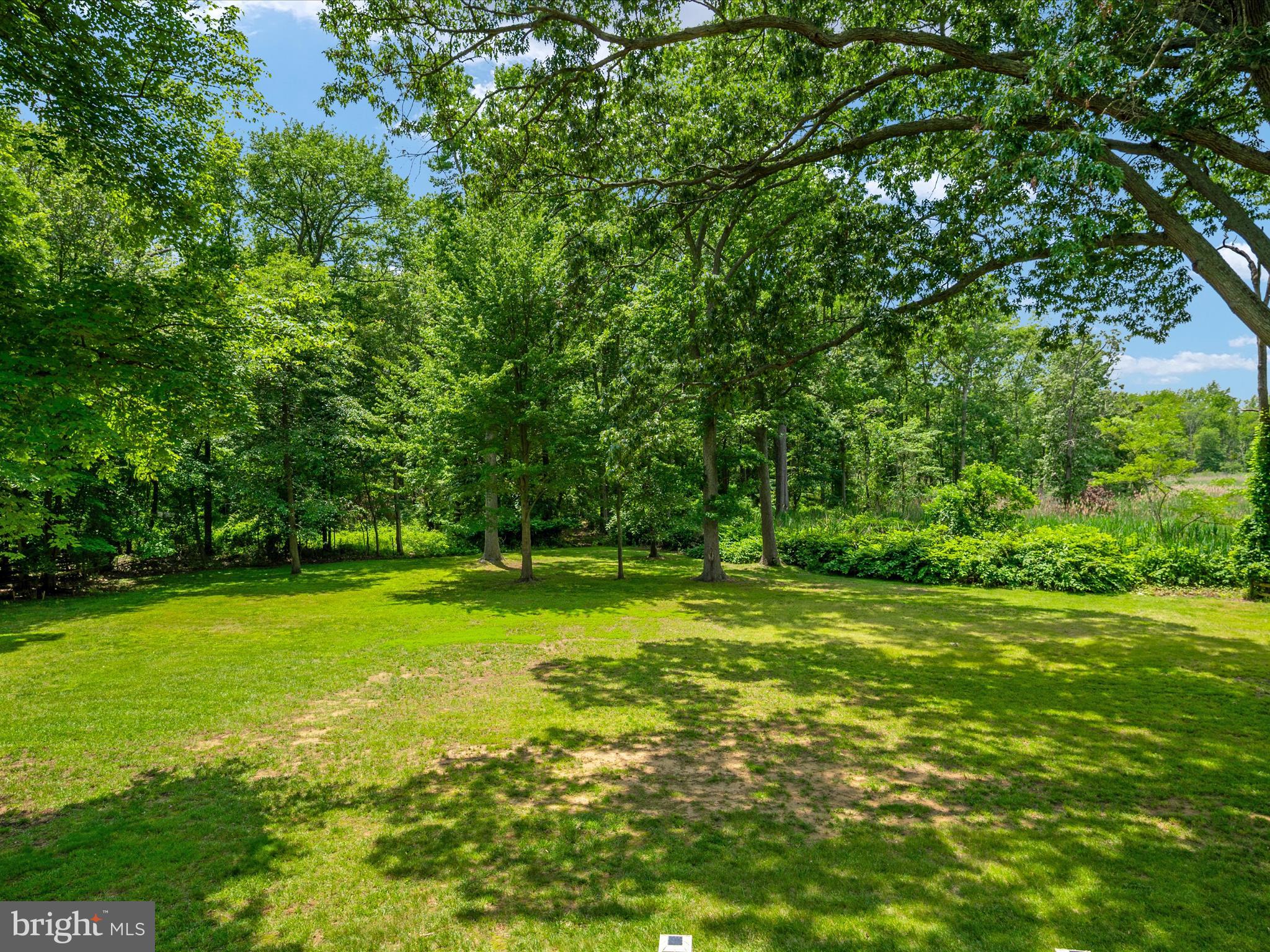 1015 S Creek View Ct