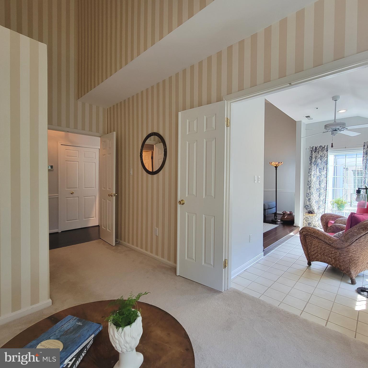 2710 SUMMERVIEW WAY 302