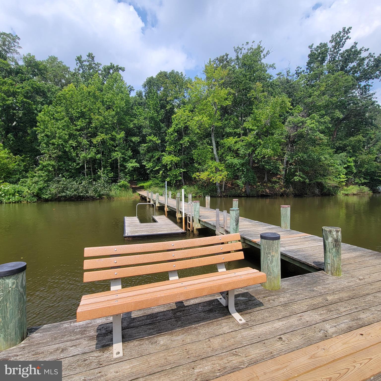 2710 SUMMERVIEW WAY 302