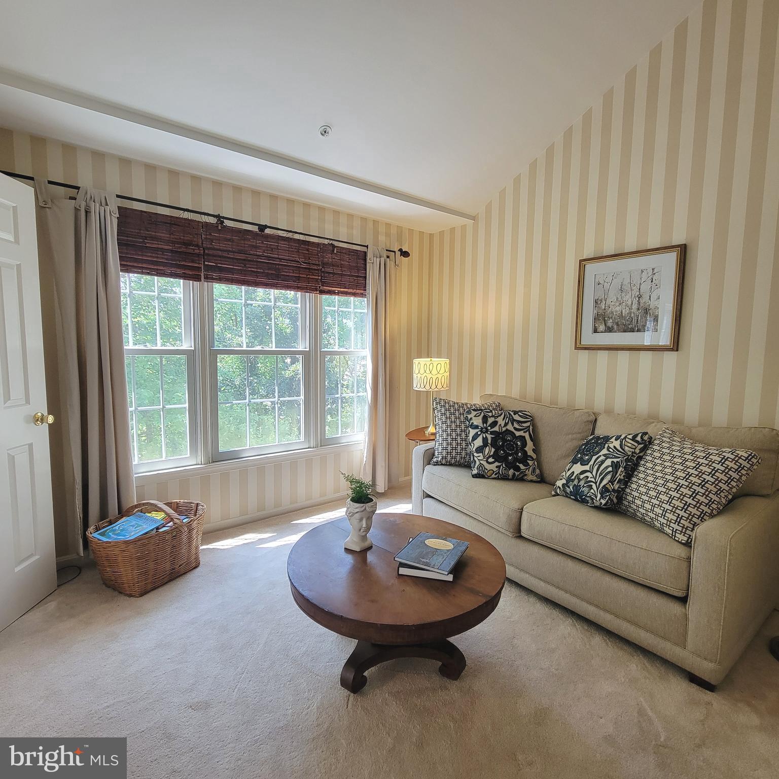 2710 SUMMERVIEW WAY 302