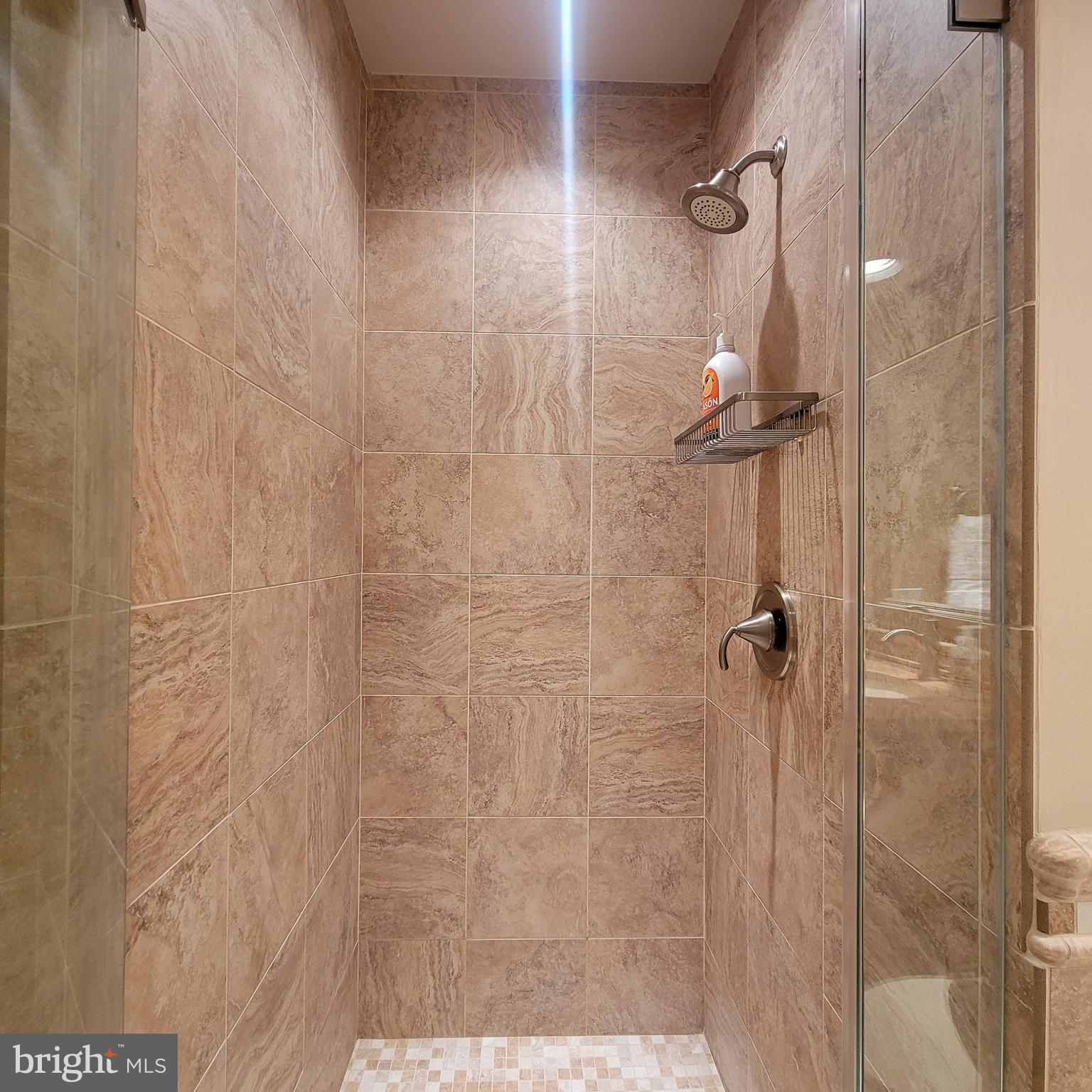 2710 SUMMERVIEW WAY 302
