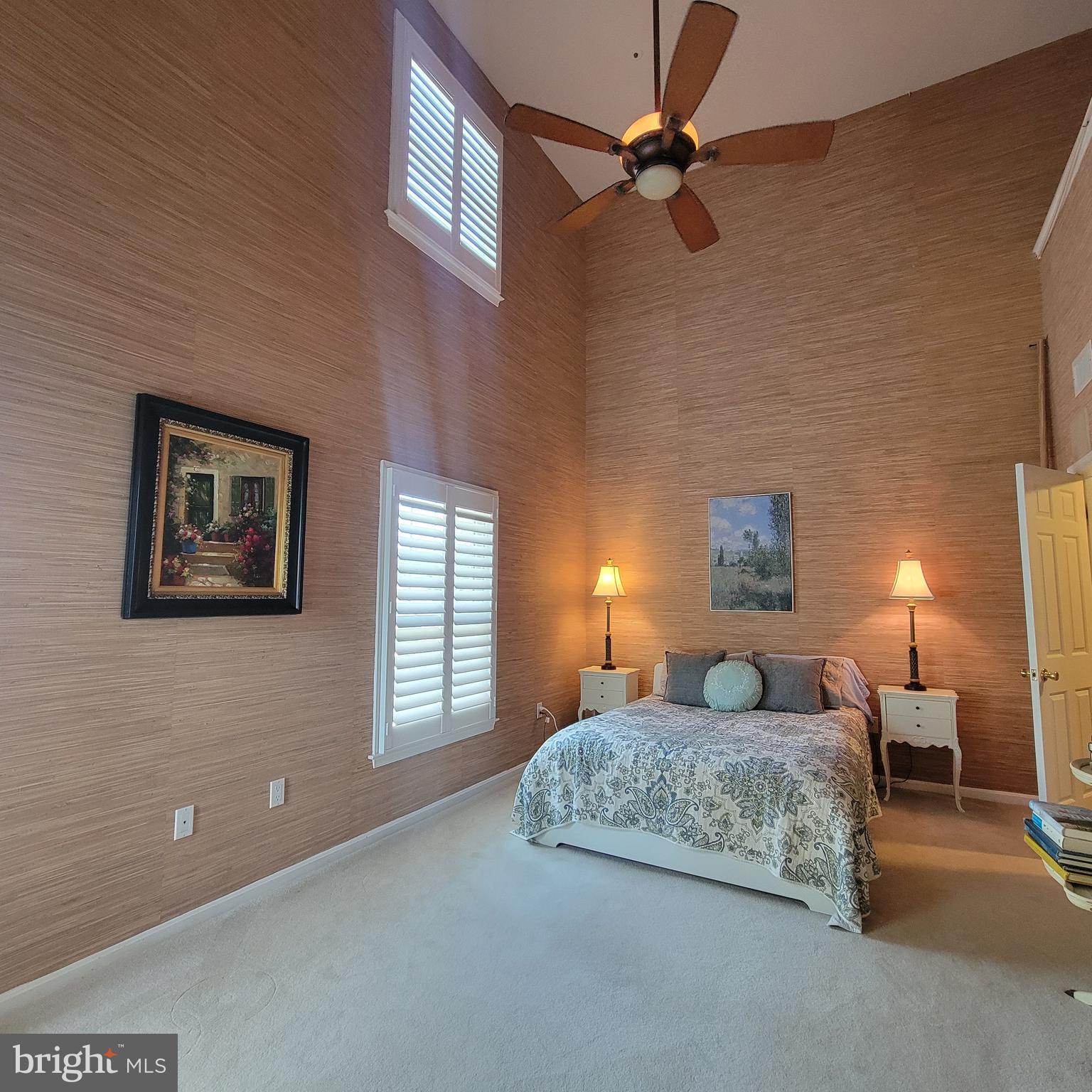 2710 SUMMERVIEW WAY 302