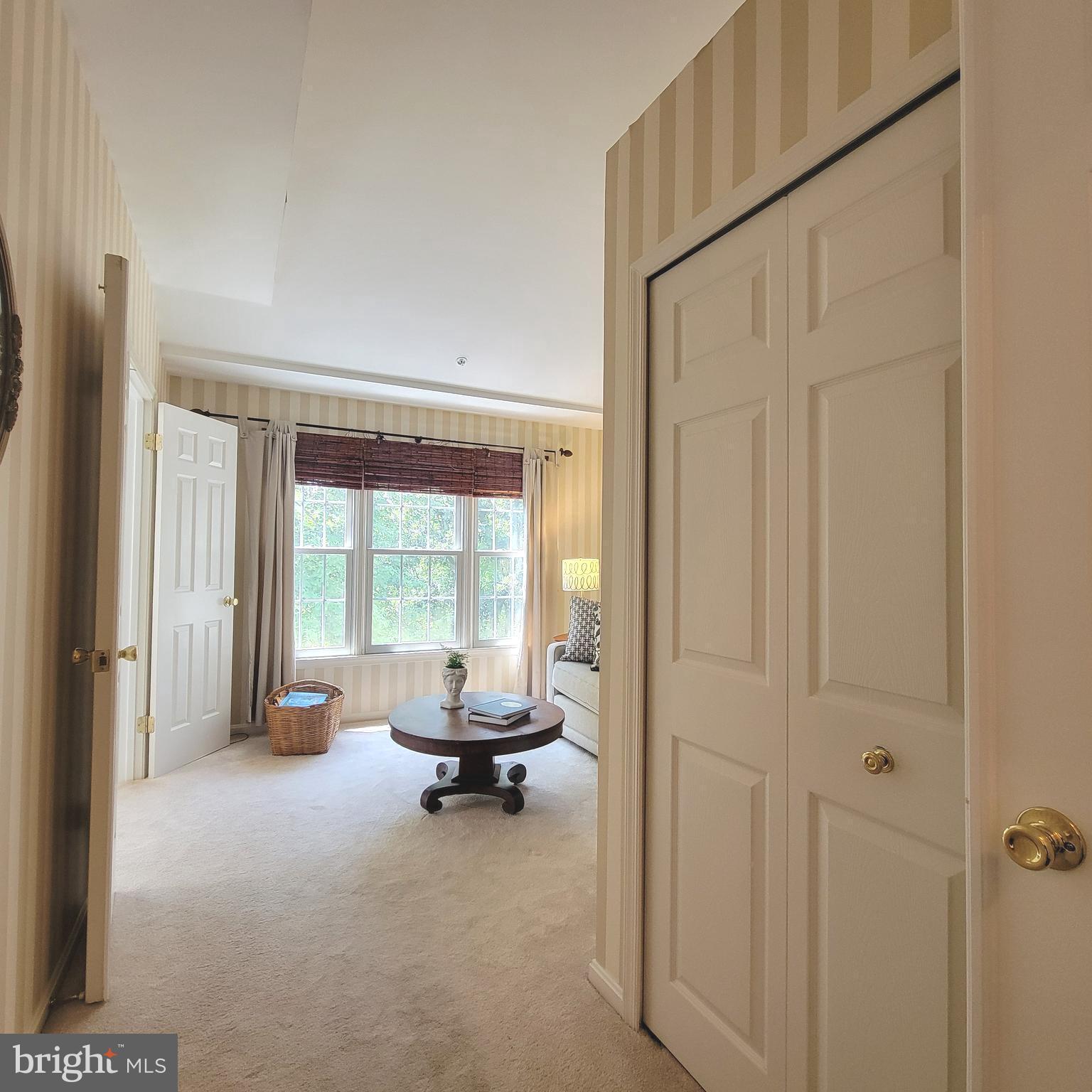 2710 SUMMERVIEW WAY 302