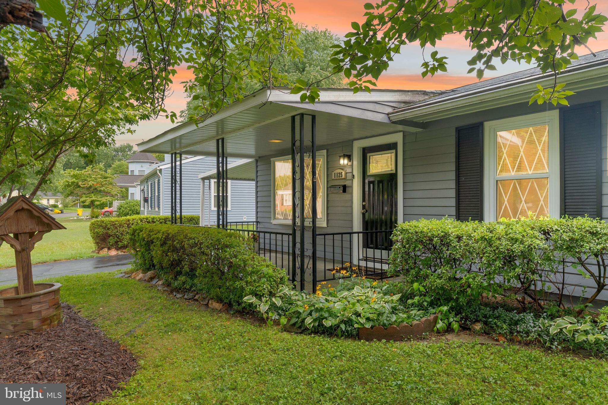 1125 Wynbrook Rd