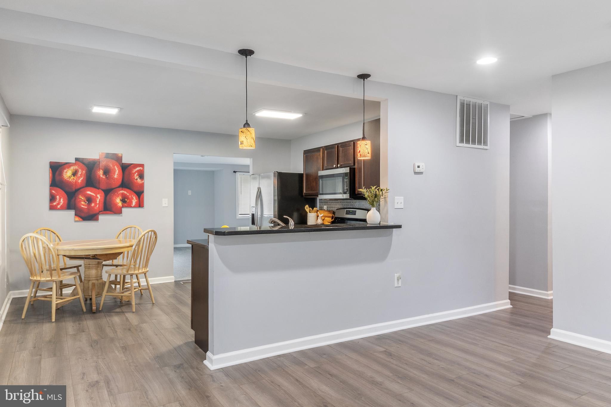 1125 Wynbrook Rd