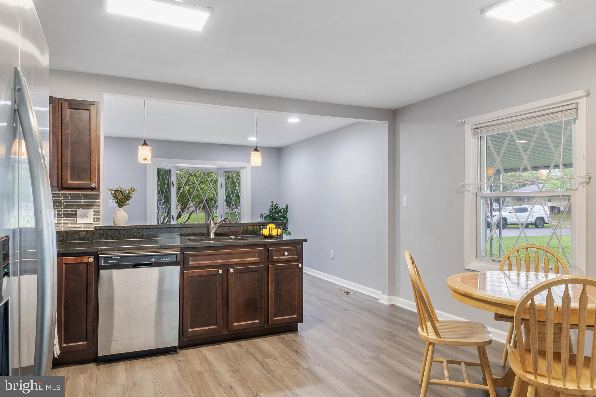 1125 Wynbrook Rd