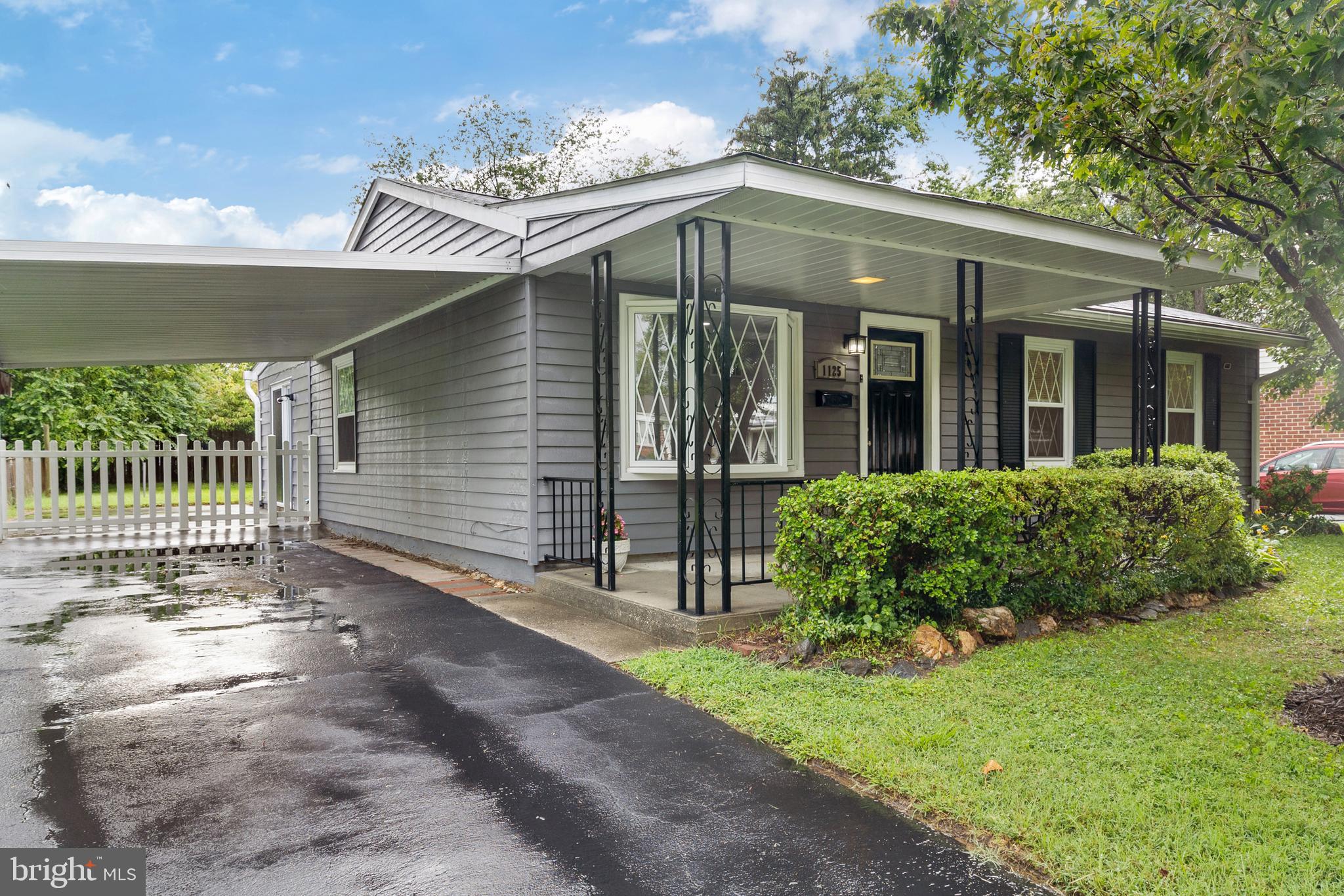 1125 Wynbrook Rd